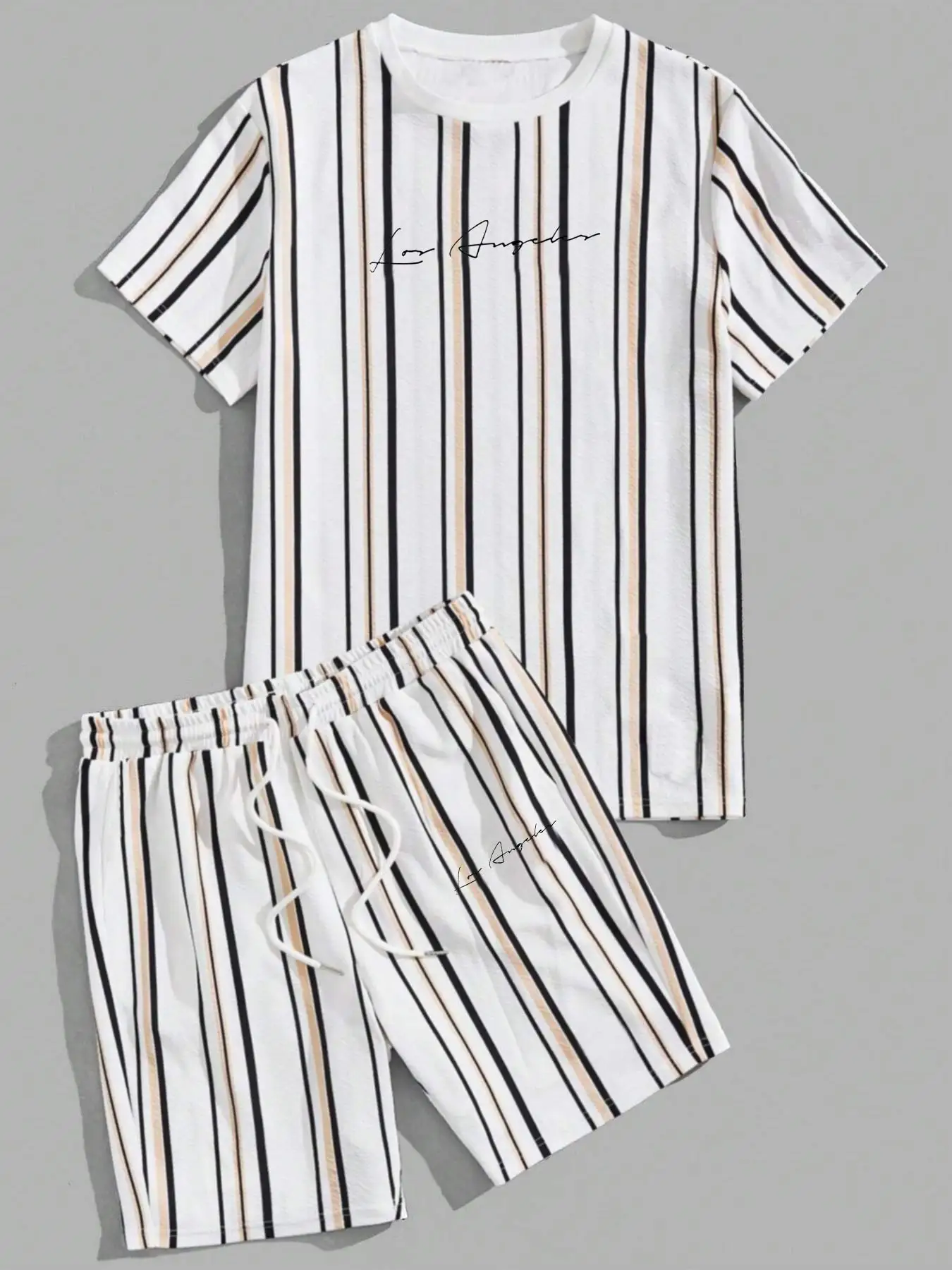 

Men's Summer Sport Set Breathable Striped Luxury Round NeckT-shirt Mid Length Drawstring Shorts With Pocket Athleisure Outfit