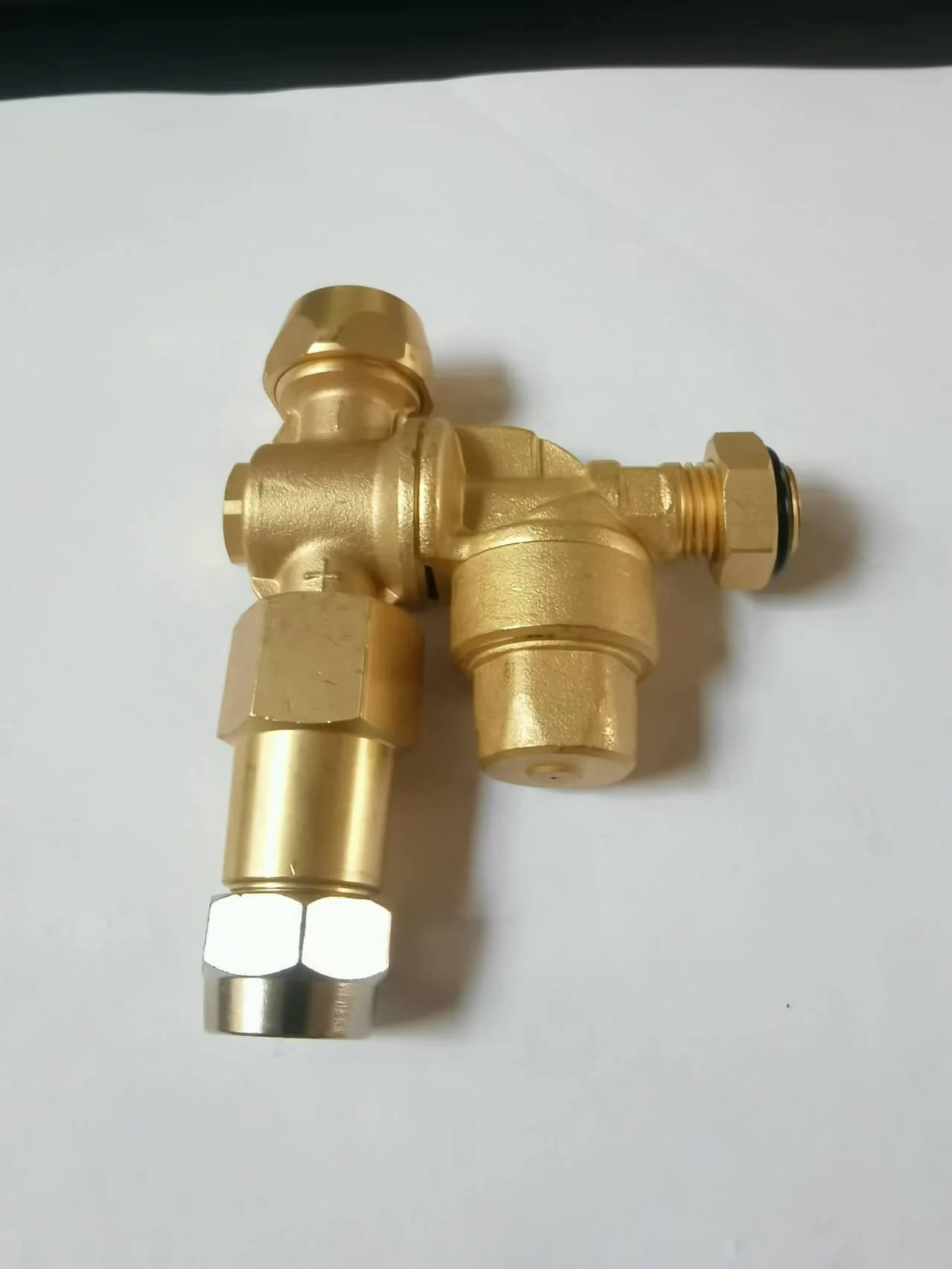 

1.0/1 2/1.5 high pressure brass anti-drip nozzle for agricultural sprayers