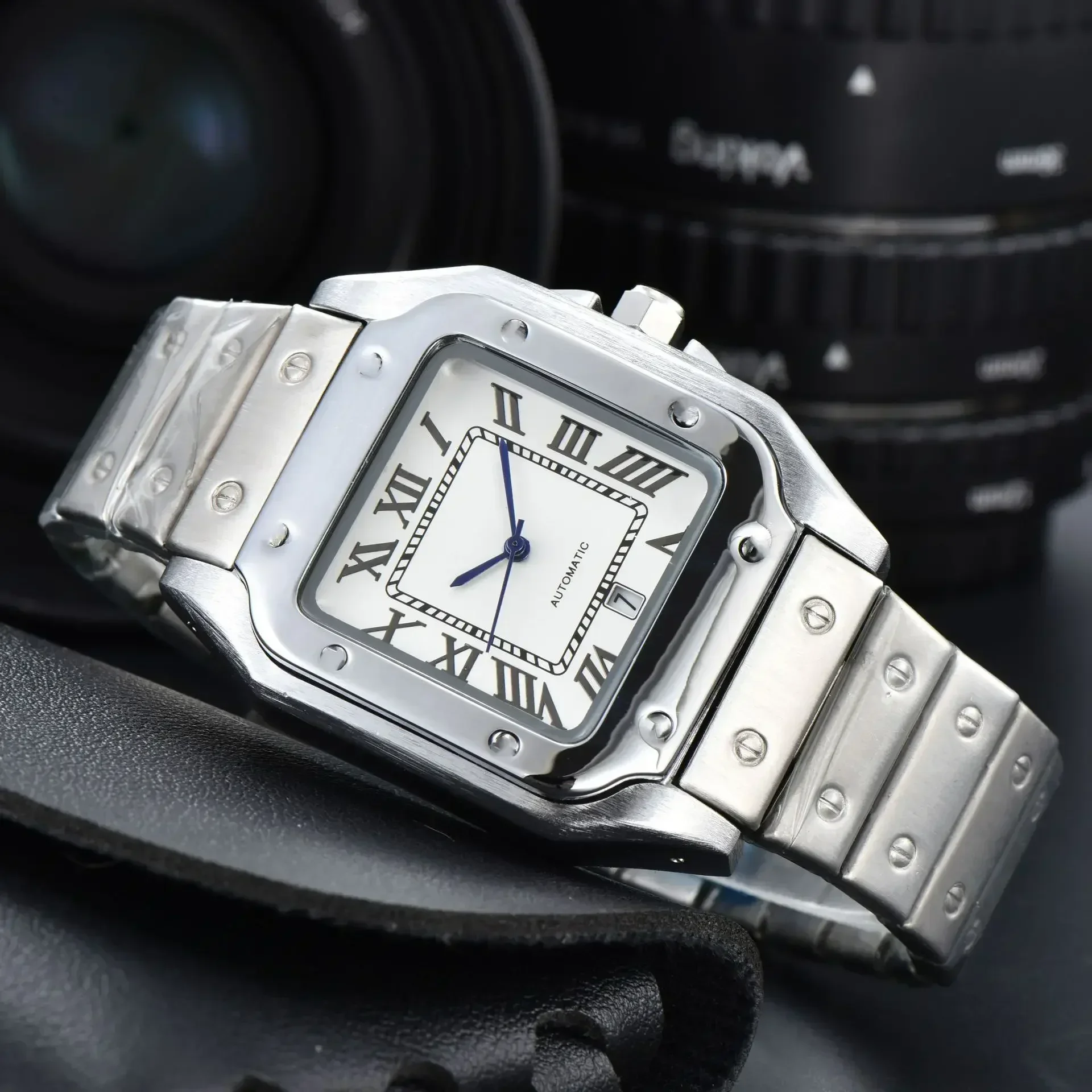 2025 Men's stainless steel square quartz stopwatch features an elegant and generous multi-functional calendar display clock