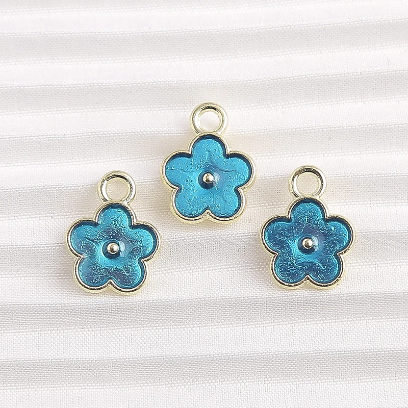 10 Stück 9 x 12 mm niedliche Mini-Emaille-Blumen-Charms-Anhänger für Schmuckherstellung, Halsketten, Ohrringe, Armbänder, DIY, handgefertigtes Bastelzubehör – Detail 8