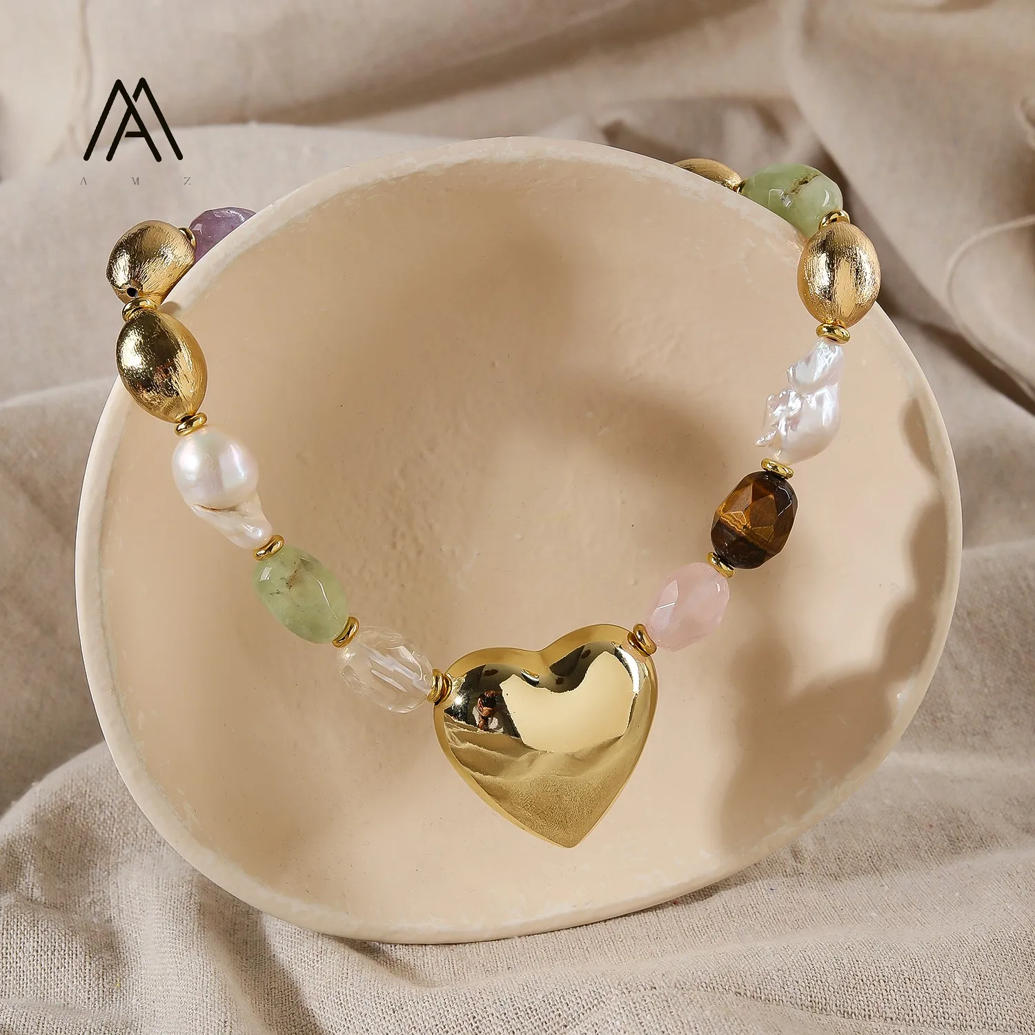 AMZ-ZJ6 Random Natural Stone Necklace with 40mm Heart Statement Jewelry for Women Gift Natural Stone Necklaces Vacation Outfit