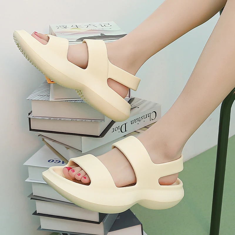 Beach Slippers Women Thick Platform Women's Sandals Summer Slide Non-slip Outdoor Ladies Slipper Female Causal Shoes 2022 Summer