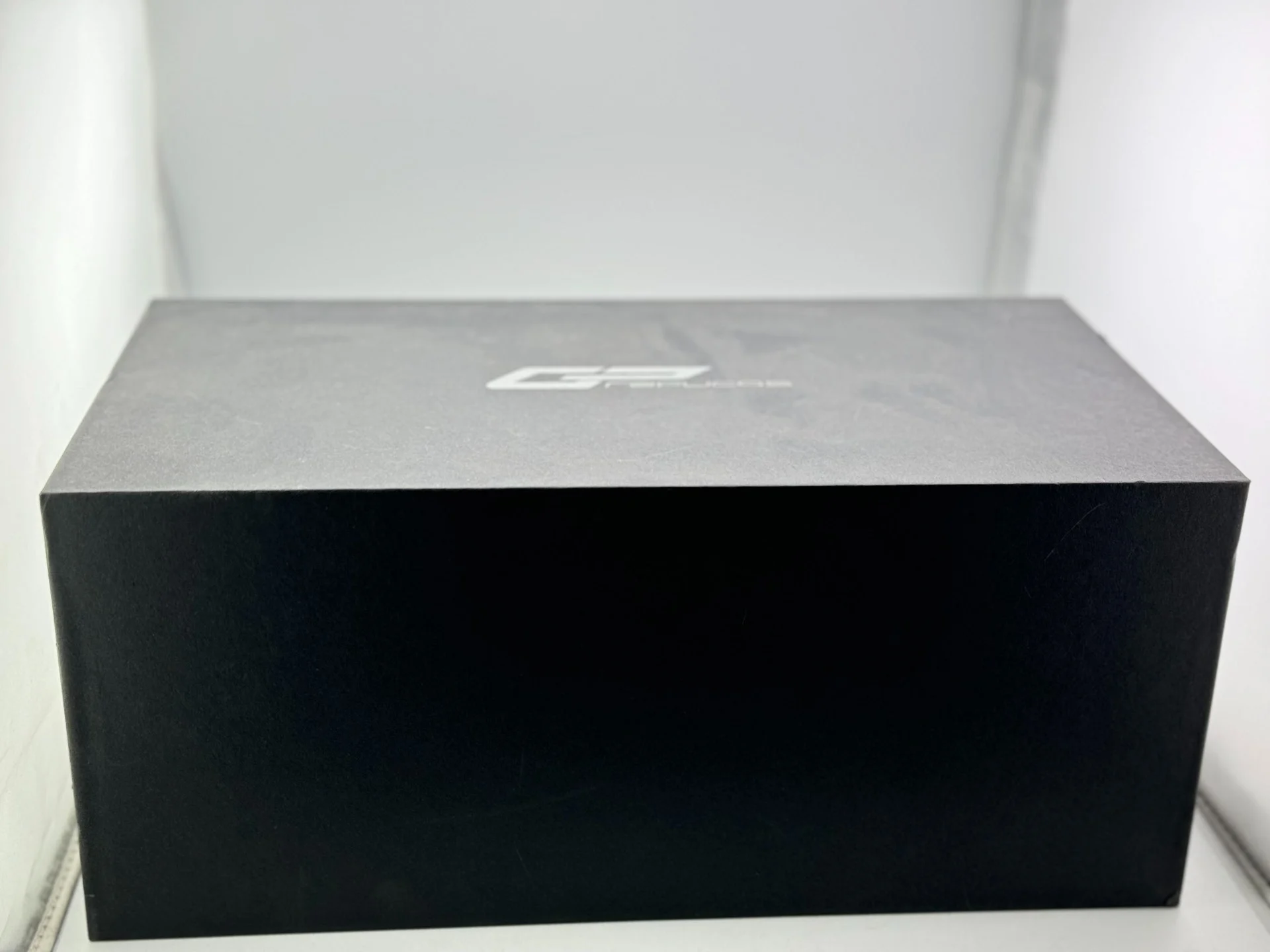 

The Tail Wing Is A Bit Crooked Diecast GP 1/18 Scale Car Model