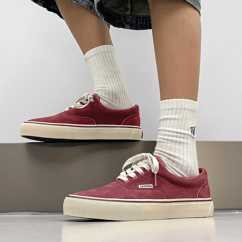 

Solid color board shoes 2025 new men's shoes trend classic casual board shoes autumn flat shoes