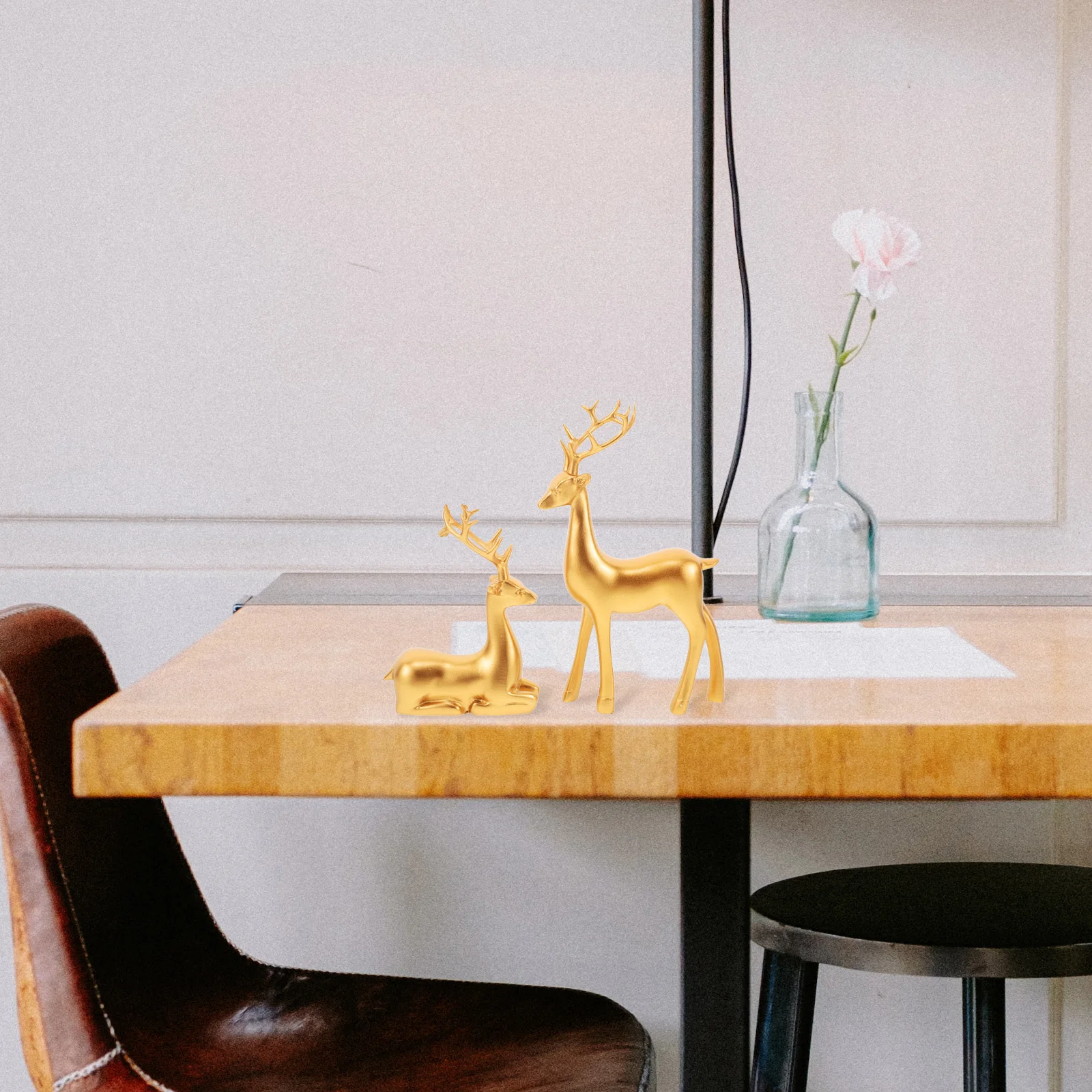 

2pcs Resin Deer Figurines Mini Elk Sculpture Christmas Reindeer Statues For Home Office Desktop Table Decor Holiday Animal
