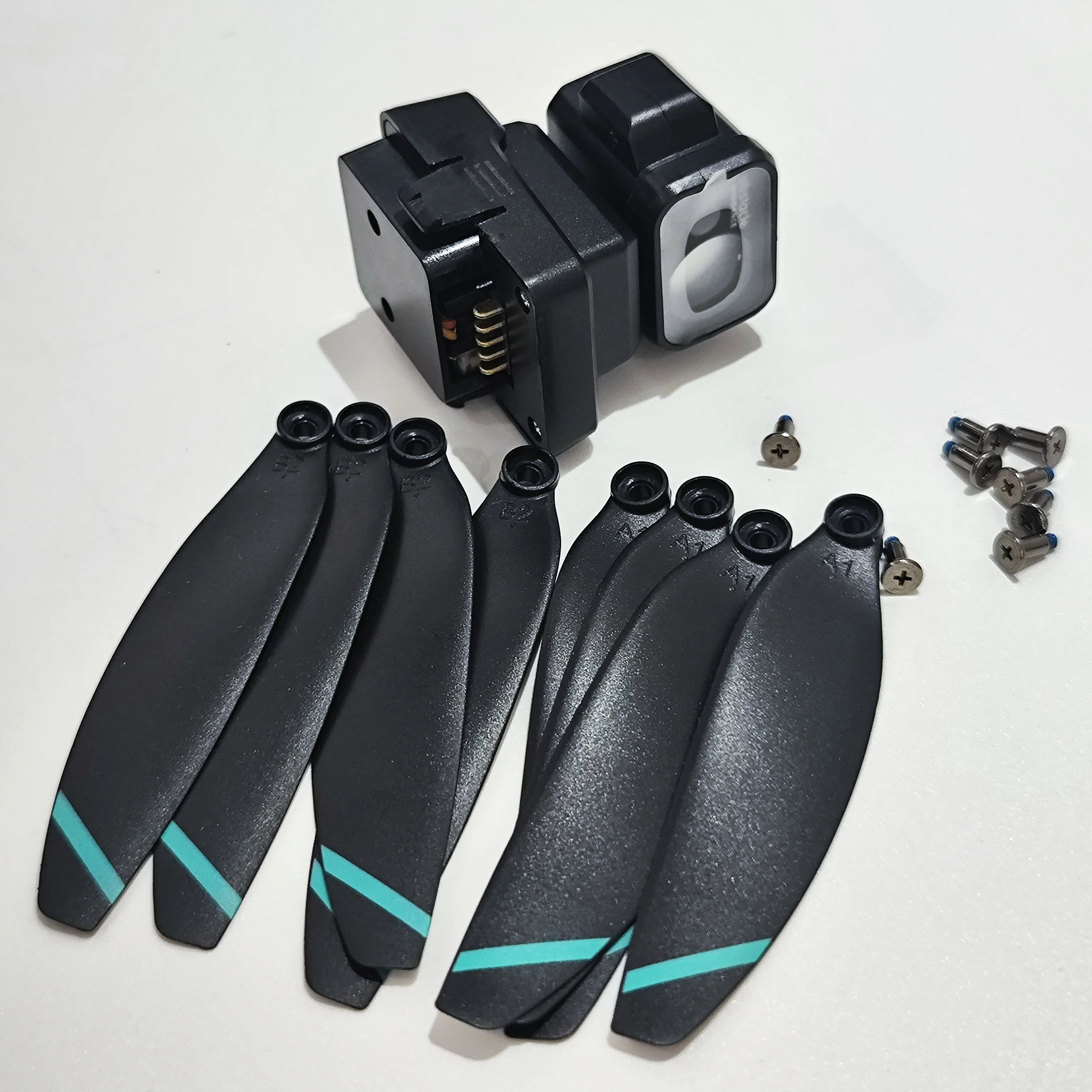 

LYZRC L200 PRO MAX Дрон Оригинальная головка для предотвращения препятствий Кленовый лист Крылья Вентилятор Реквизит Лопастной пропеллер 8 шт. для дронов L200Pro Max