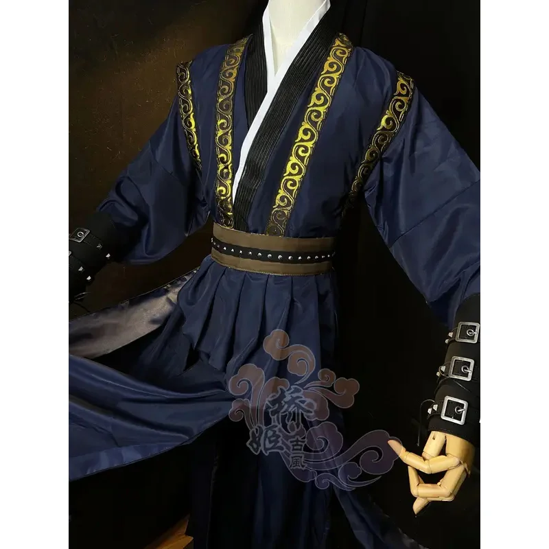 في بداية المطر الجبلي تشى سي لي كوس زي الحب بين الضوء والليل يي نو هان فو الهالوين