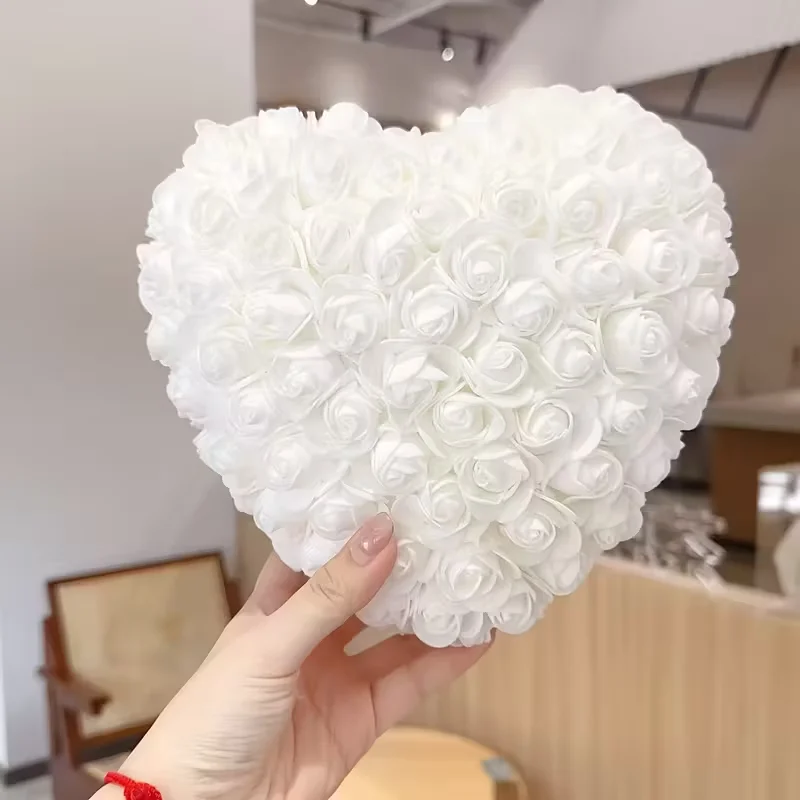 15 cm große, herzförmige, künstliche Rose, ideal als Geschenk zum Valentinstag, Muttertag, zum Schulabschluss, zum Tag der Lehrer und zum Geburtstag. – Detail 2
