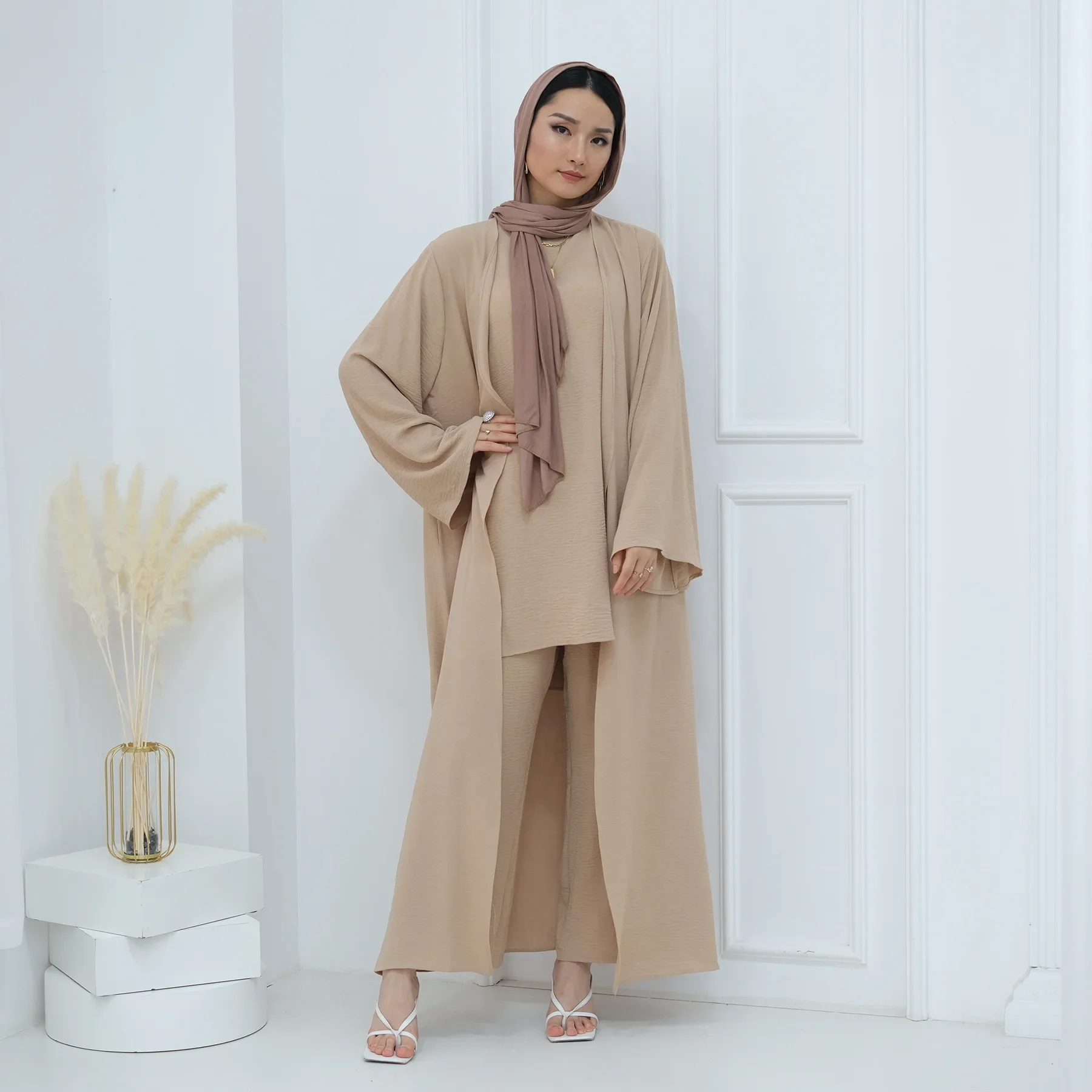 

Eid Muslim Women Clothing 3 Pieces Set Plain Open Abaya Top and Pants Suit Sets Modest Dubai Islamic Outfits Ensembles Musulmans