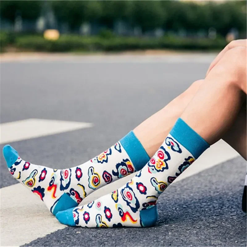 Best selling British style geometric contrast color trend men\'s socks street cotton mid-tube socks plus size men\'s socks