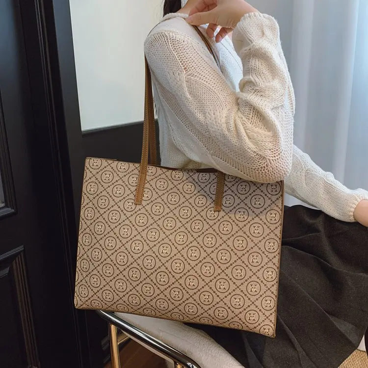 high-end-fashion-ladies-handbag-classic-elegant-leather-trendy-design-casual-simple-vintage-women-messenger-bag