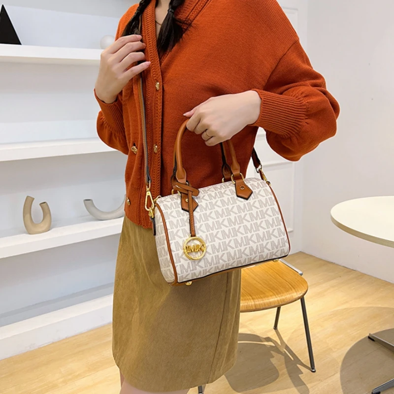 حقيبة نسائية عصرية جديدة عالية الجودة حقيبة كتف مطبوعة ريترو تريند ماركة كلاسيكية للسيدات حقيبة كروس مصممة حقيبة يد فاخرة