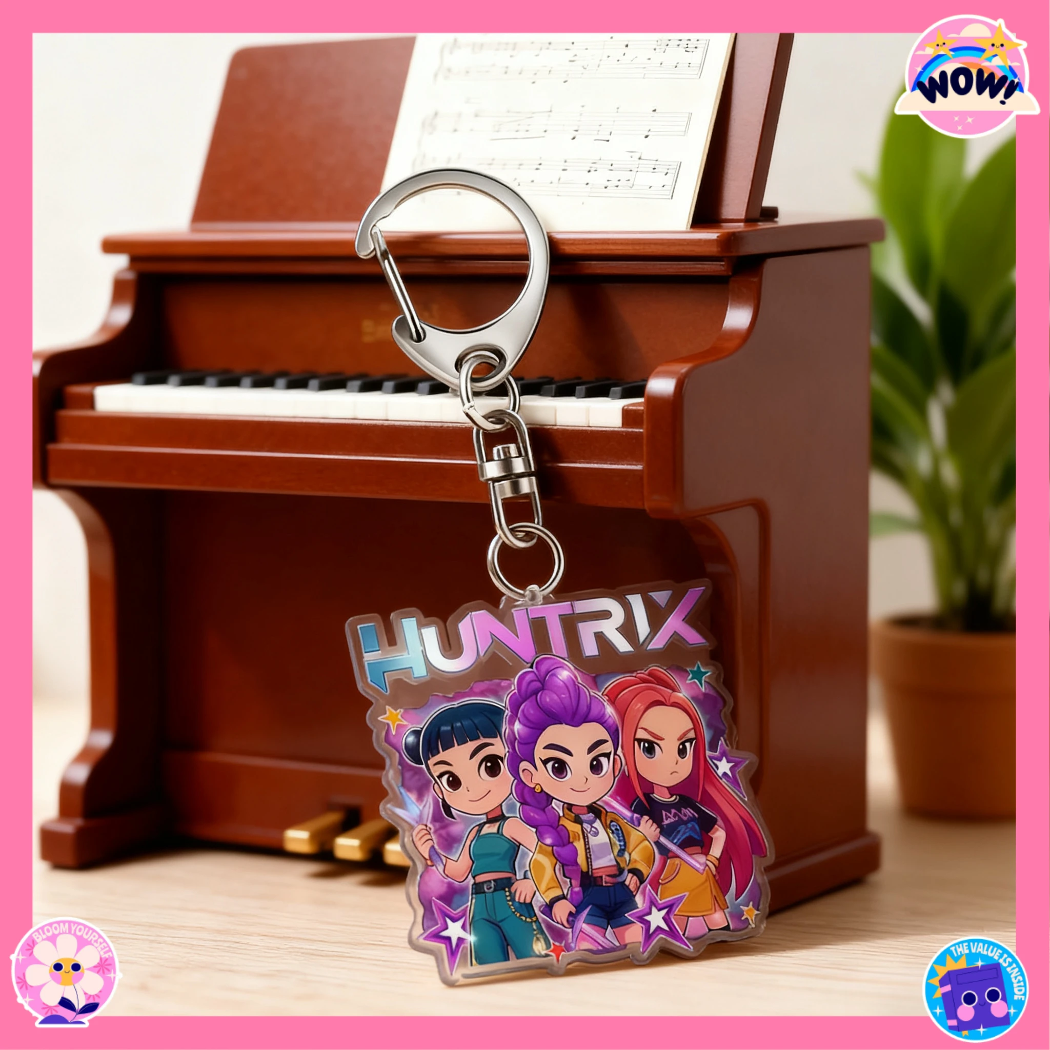 يمكن استخدام سلاسل المفاتيح الكرتونية للأولاد والبنات، والمعلقات الملونة كهدايا عيد الميلاد