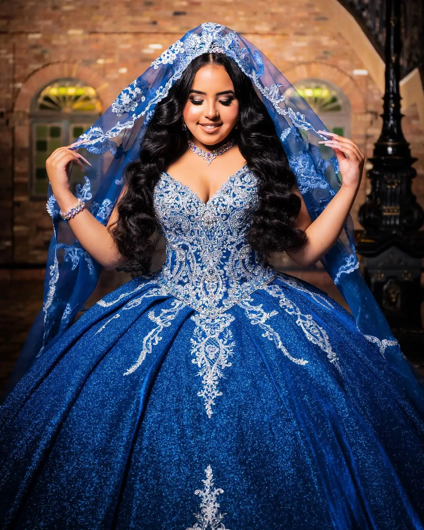 Customized Royal Blue Quinceanera Dress Ball Gown Spaghetti Cape Applique Beading Crystal Sweet 16 Vestidos De 15 Años YQD667