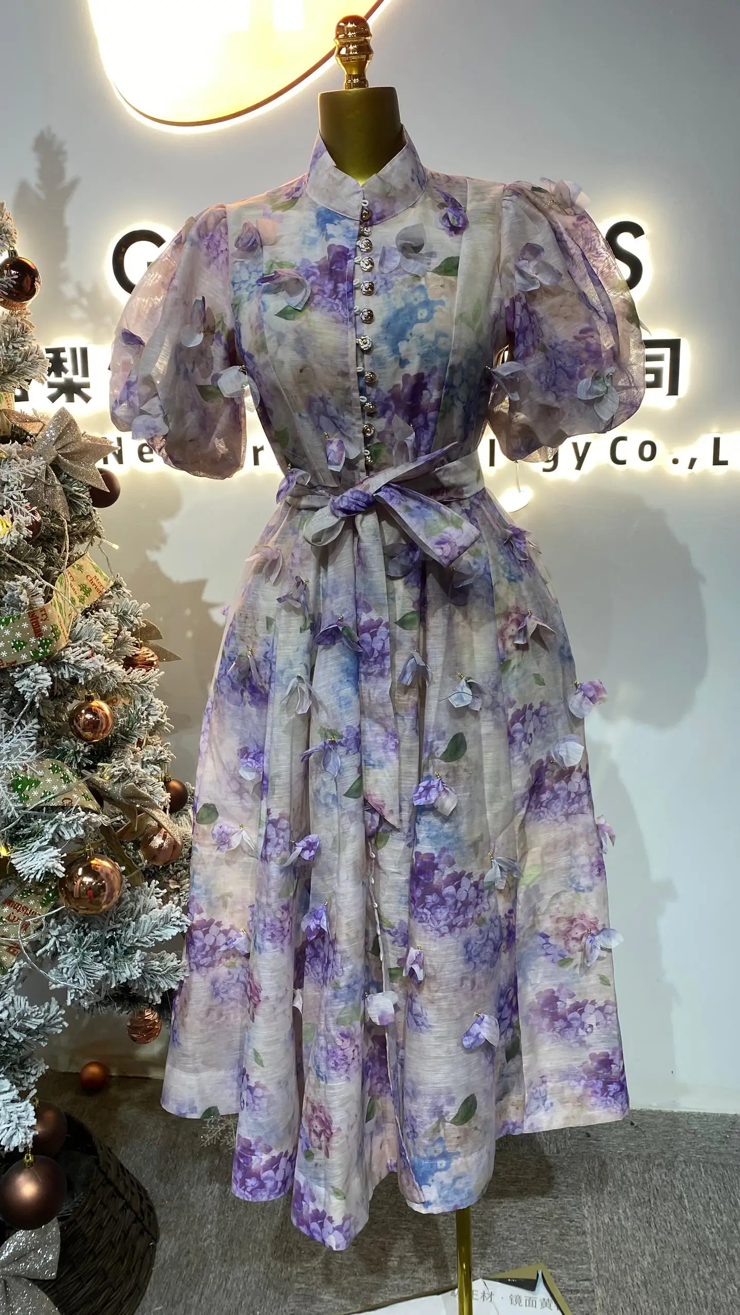 

2025 Spring Roman Stand Collar Waist Slim Fit Casual Women's Lantern Sleeve Empire Print Dress-GZMM026