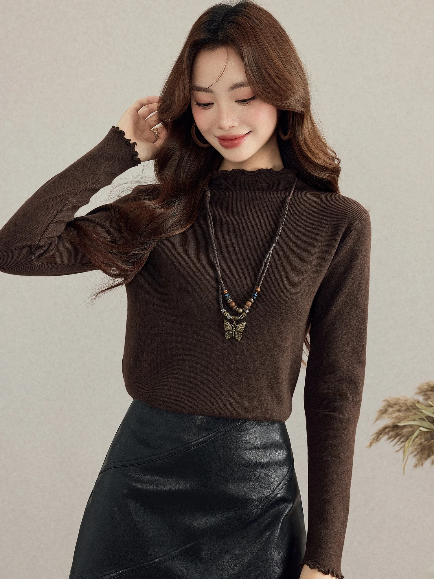 

Женский облегающий вязаный свитер с длинным рукавом и высоким воротником, базовый топ с эффектом визуального похудения, с волнистым краем рукава