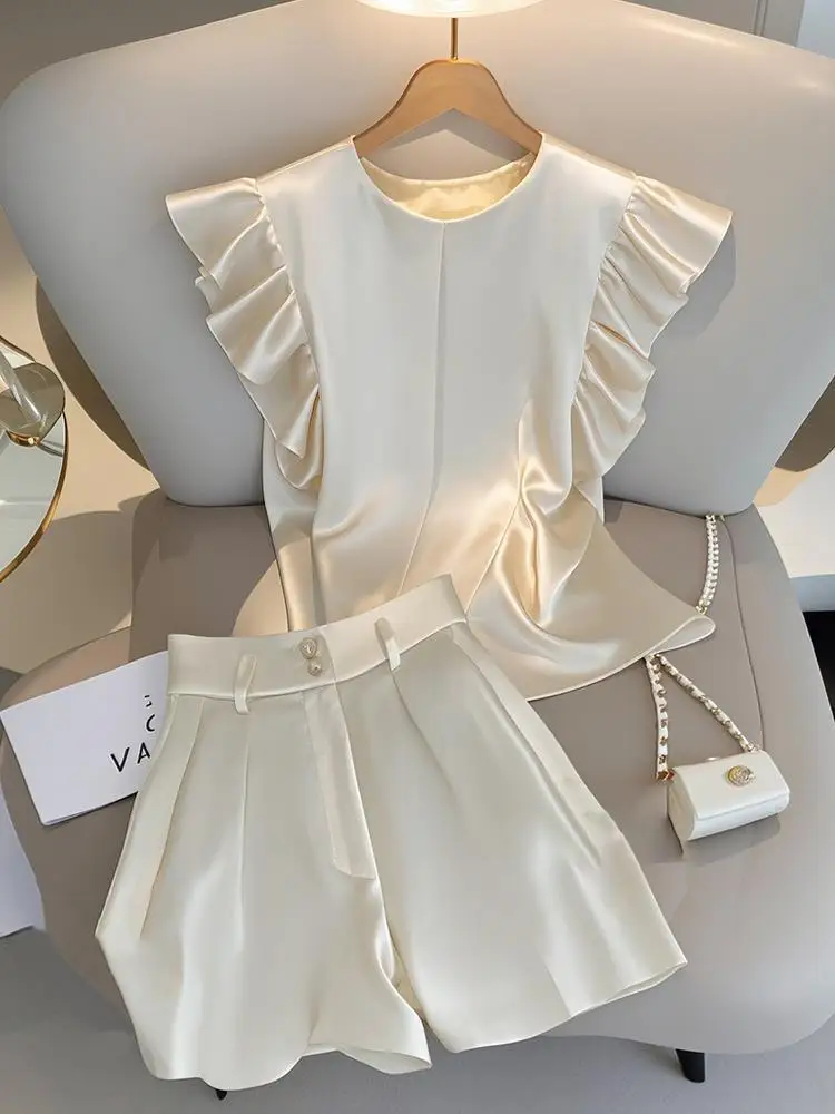 

Летняя элегантная офисная одежда больших размеров во французском стиле для молодежи, комплект из 2 предметов, женские однотонные тонкие топы с оборками, модные короткие брюки