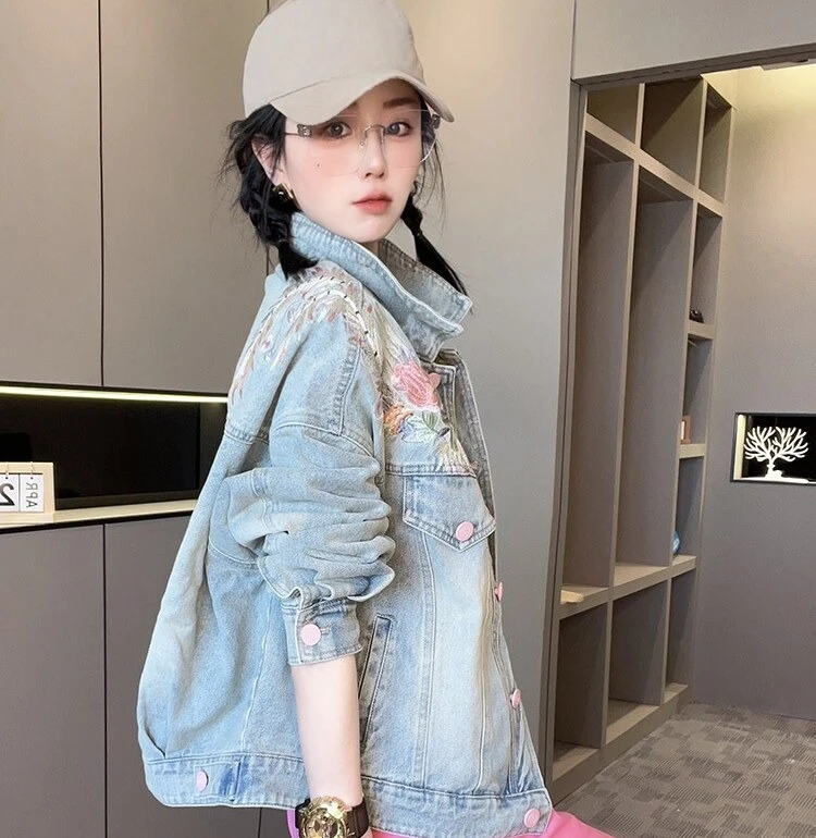 Women's 2025 Spring New Fashion Embroidered Single-breasted Tops Feminine Long-sleeve Denim Jackets Ladies Beautiful Denim Coats