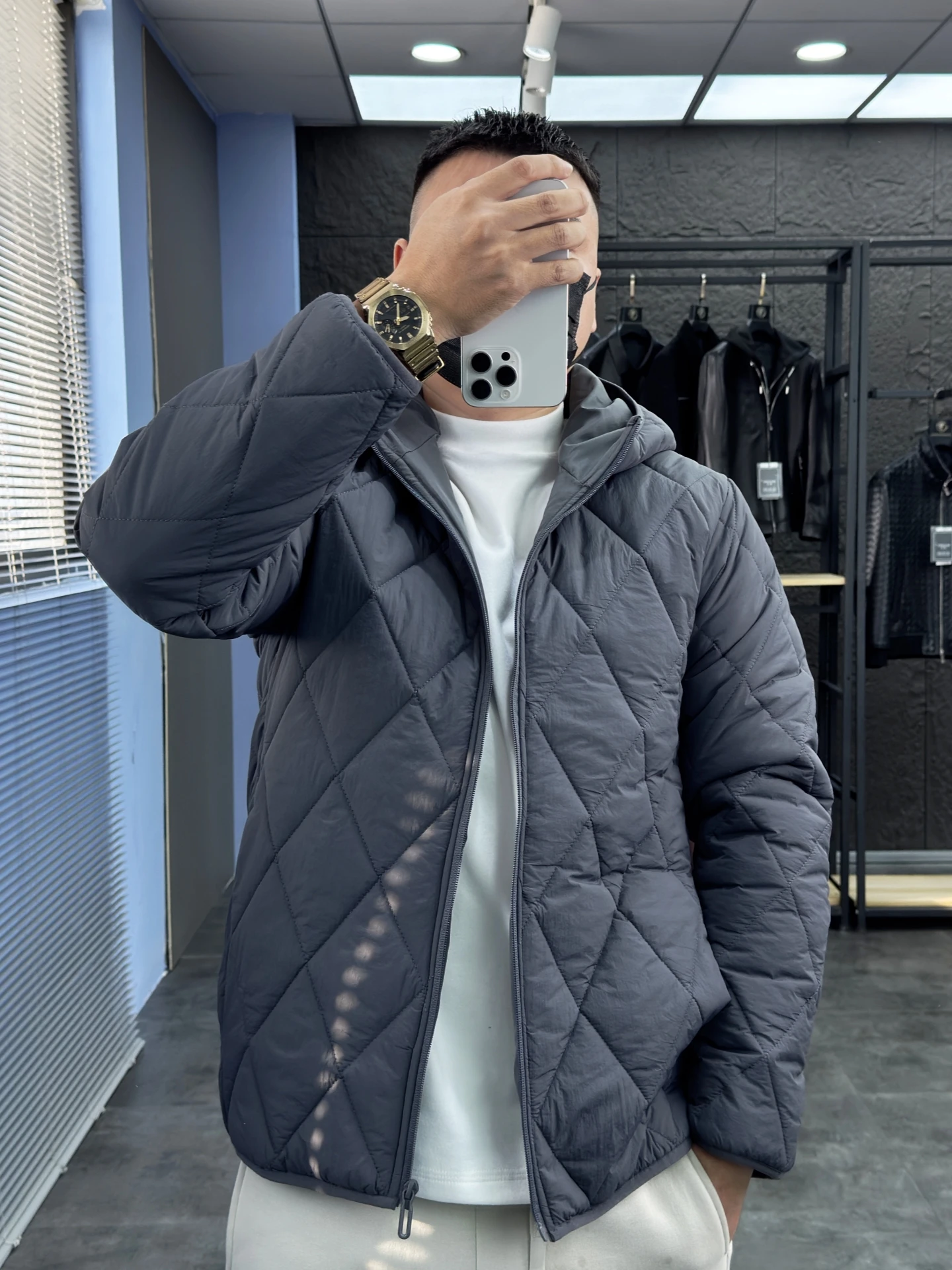 

Svip Cabinet 399 Men's Full Body Diamond Stitched Cotton Jaet Winter Faionable Hooded Thiened Comfortable Warmth Cotton...