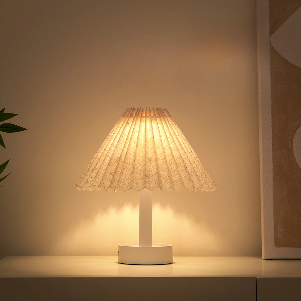 

Nice Retro Pleated Desk Lamp USB Charging Decorative Table Lamps Bedroom Atmosphere Night Light