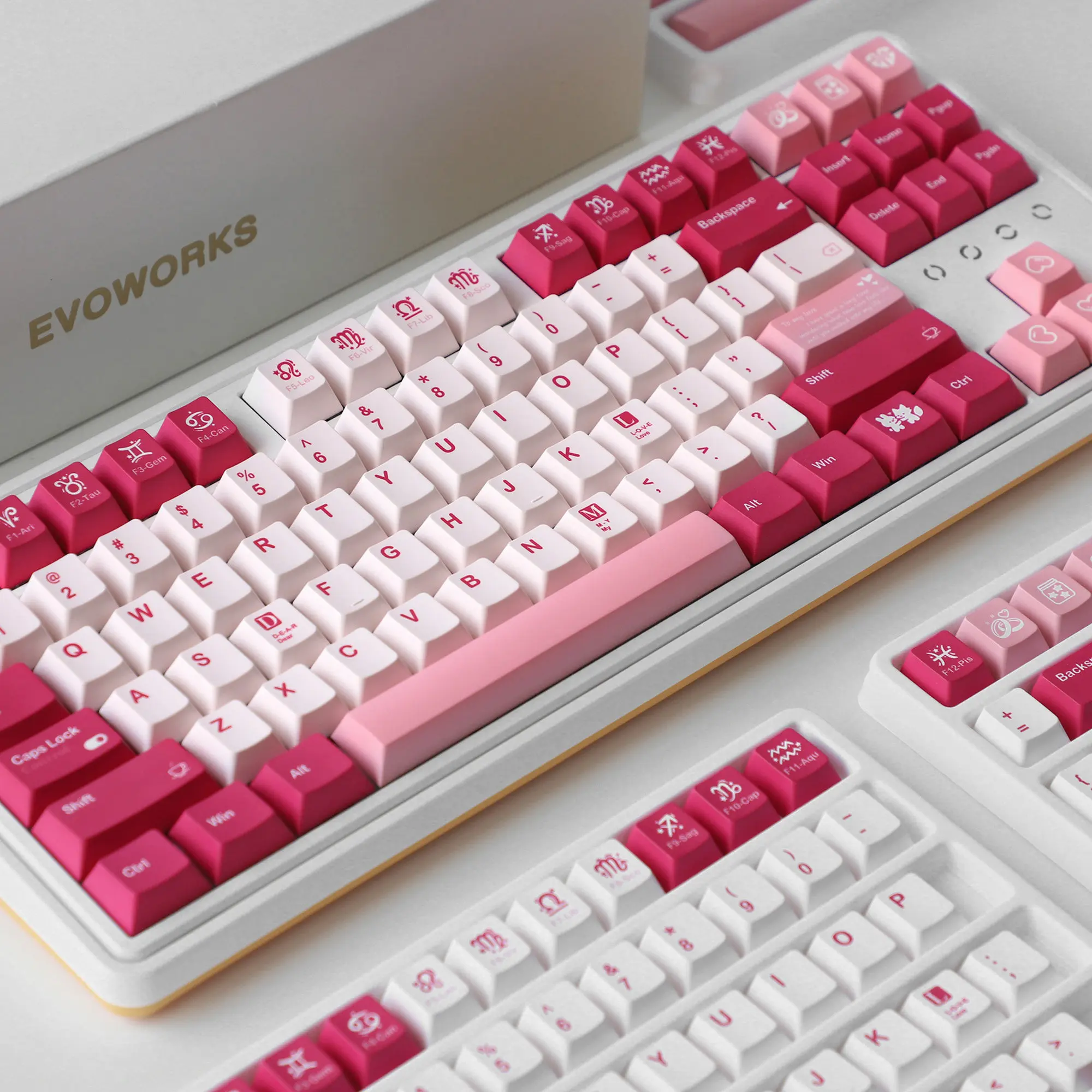 MAIMOOO Keycaps with First Love Theme Cherry PBT Five Sided Thermal Sublimation Retro Rose Red Keyboard Minimalist Keycaps