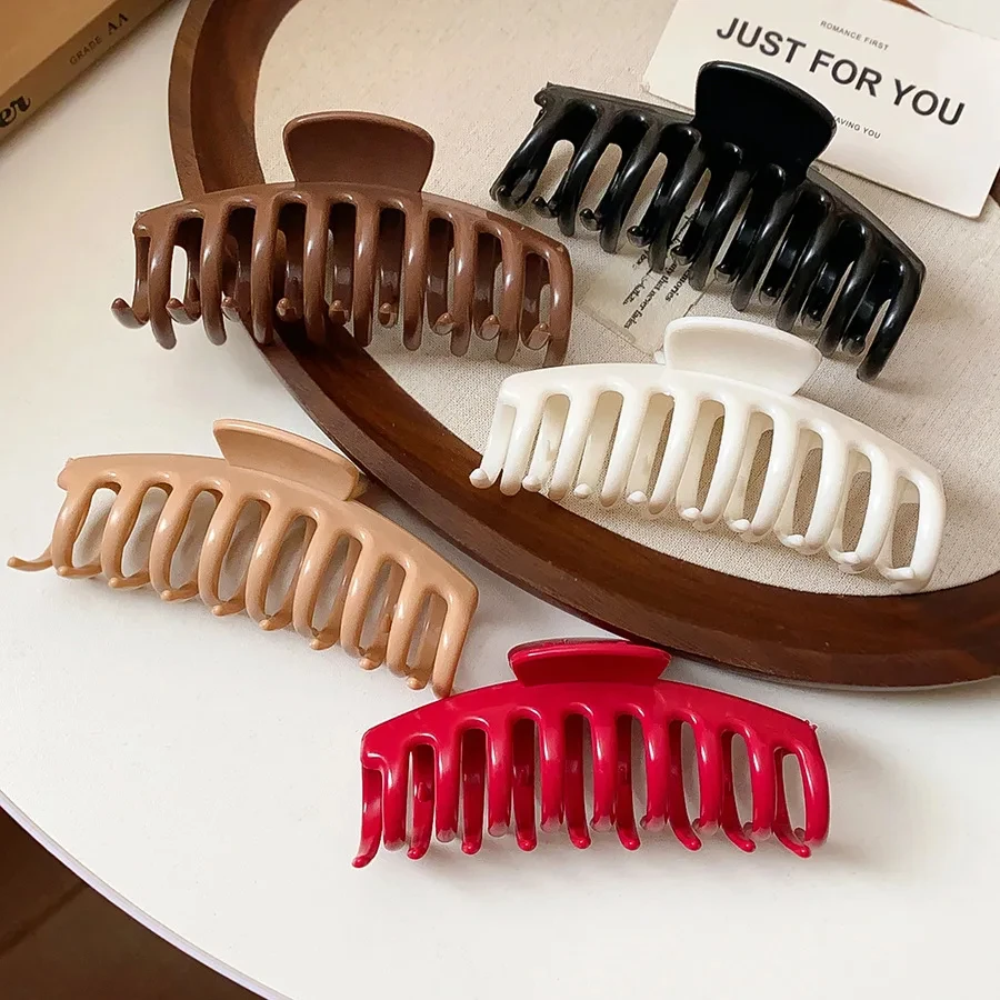 1/2 قطعة مشابك شعر من السيليكون الناعم للنساء دبوس شعر متقاطع غير لامع على شكل قرش لركوب الدراجات في الهواء الطلق وإكسسوارات الشعر الواقية