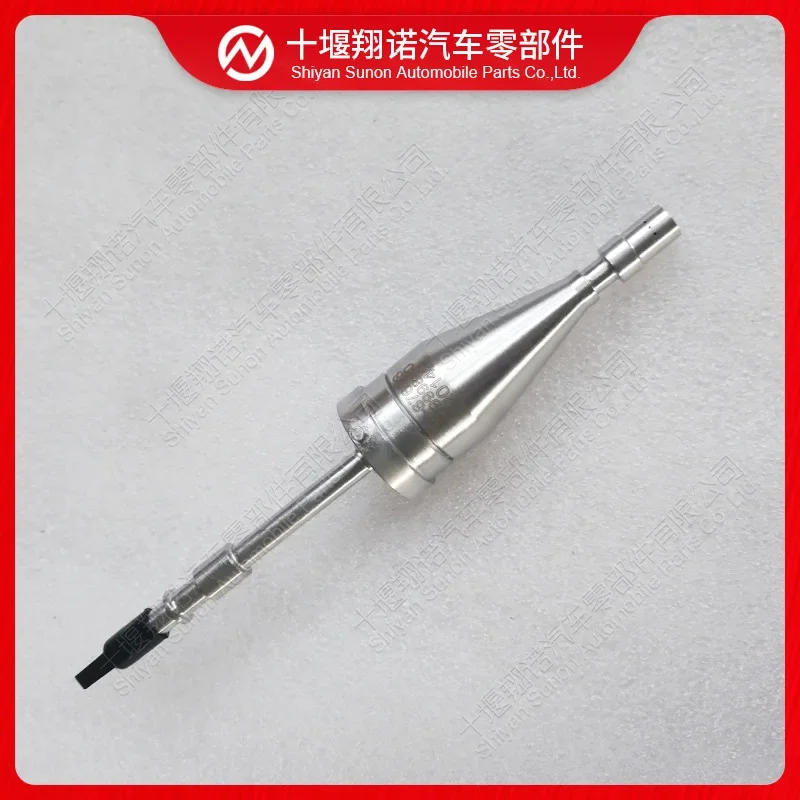 

Suitable for Cummins engine ISDE urea pump nozzle 4999800 1205750-KW100