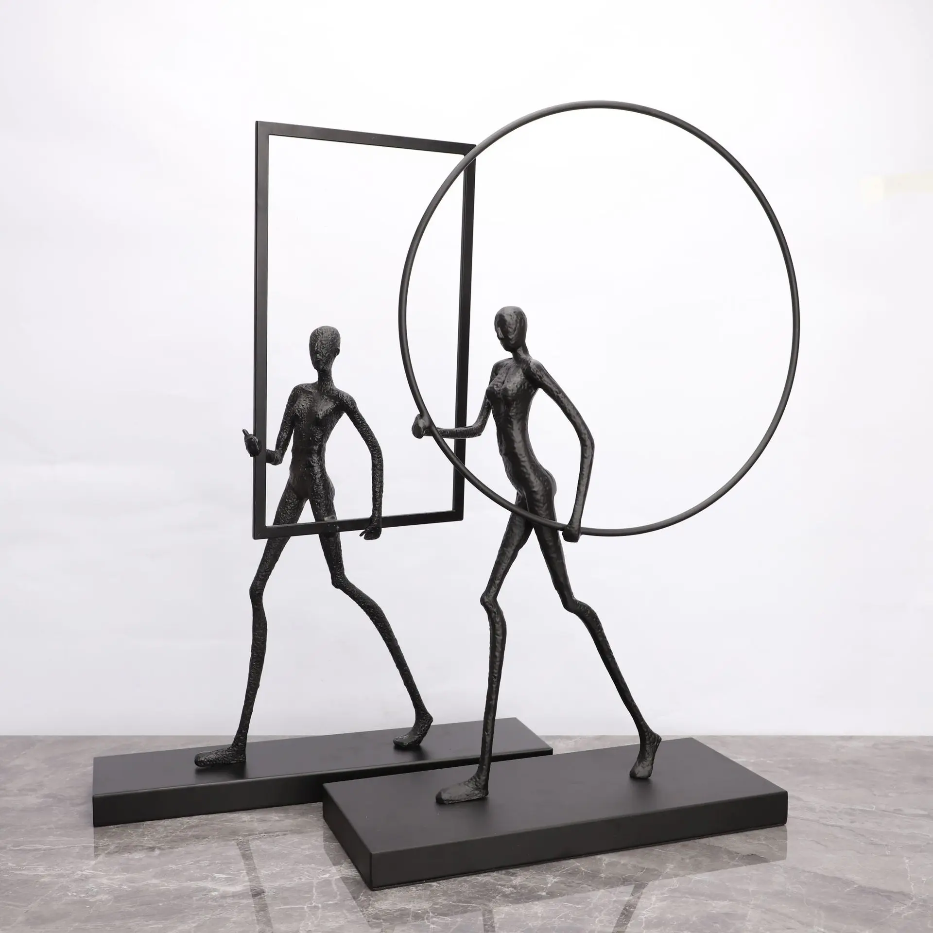 

Abstract Portrait Statue Home Decor Nordic Figure Figurines For Interior Creative Metal Table Office Living Room Home Decoration