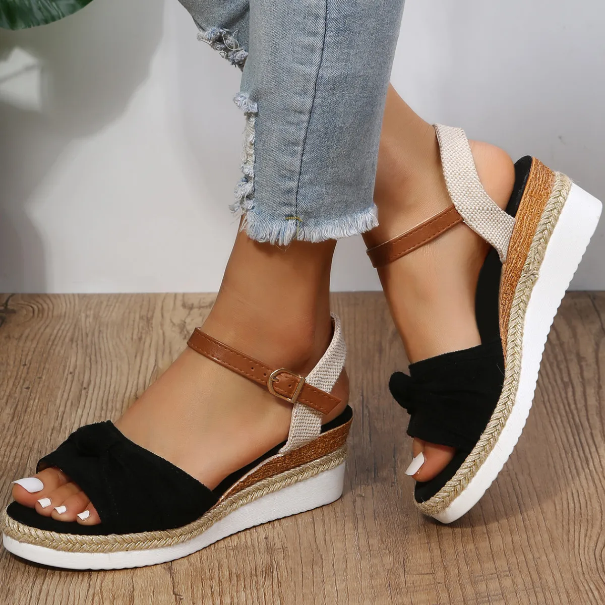 Spot cross-border foreign trade new sandals women\'s bow hemp rope light casual women\'s shoes fishmouth platform sandals.