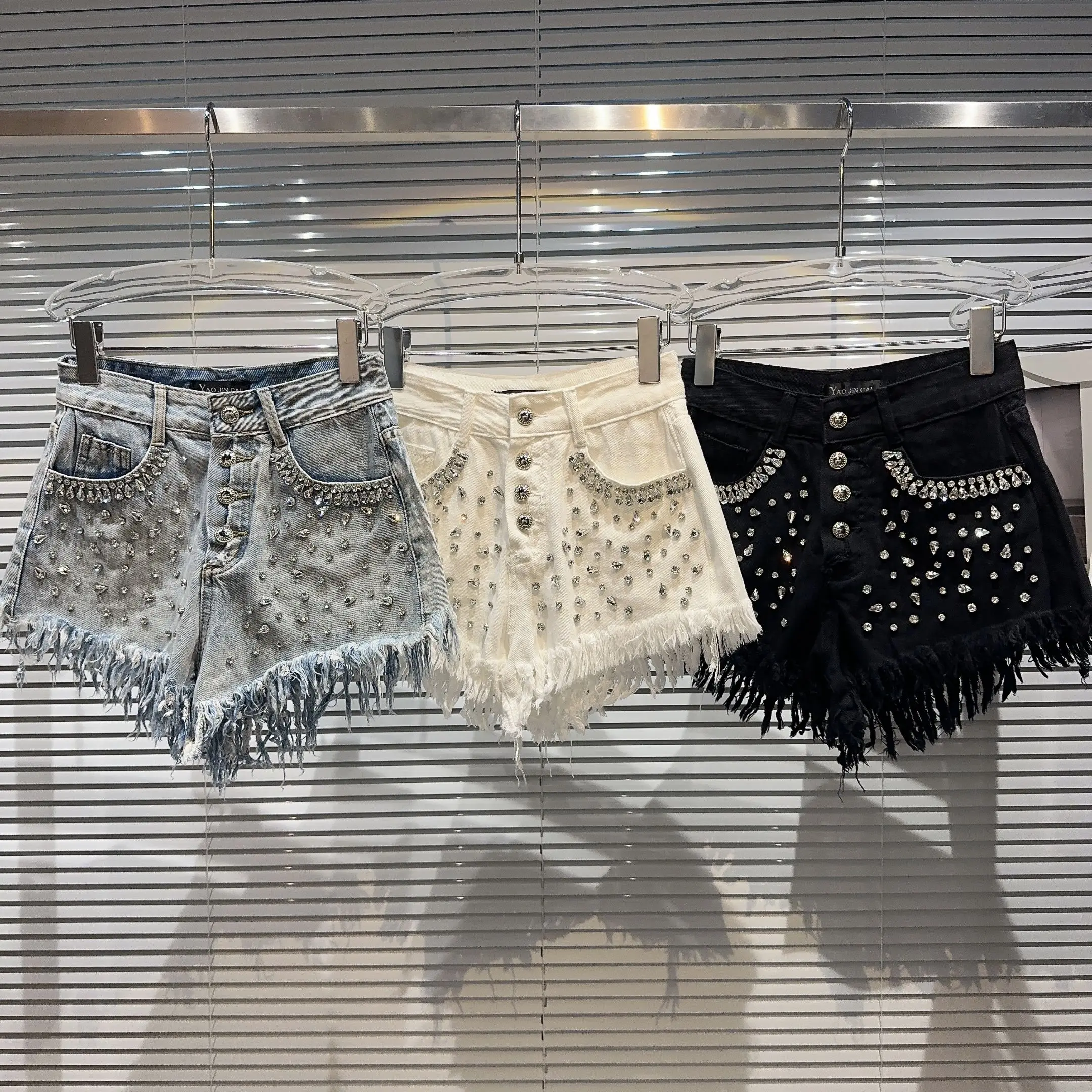 2024 Summer New Blue Color Denim Shorts Women High Street Cool Large Rhinestone Beaded Tassel Black Denim Shorts Femme Hot Pants