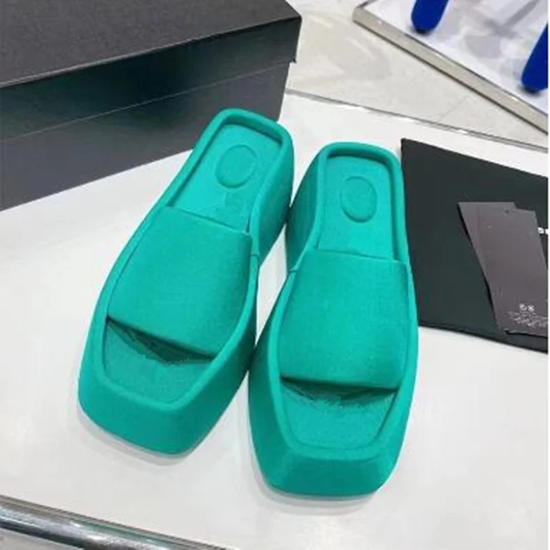 2023 Summer Brand New Women Single Band Platform Sandals Black Nylon Chunky Platform Wedges Slipper Sandals