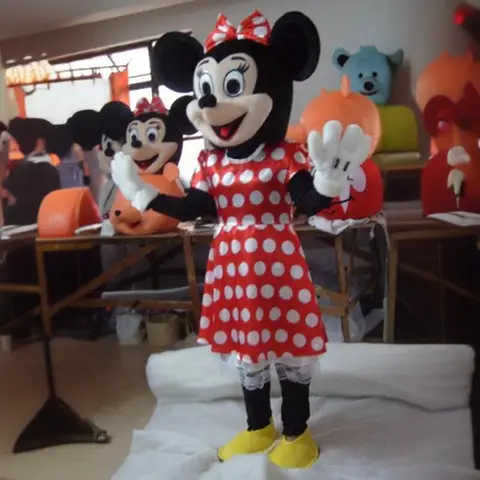 8 best sales Musse Pigg-dräkt - №1