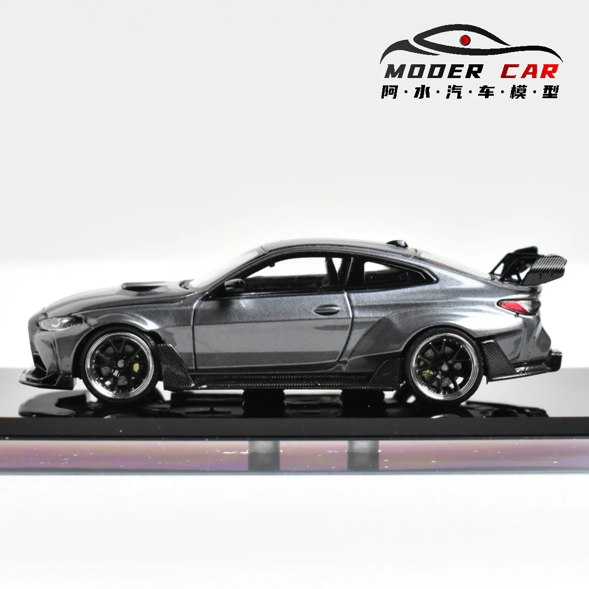 SW 1:64 G82 M4 ADRO BODY KIT Coche modelo fundido a presión