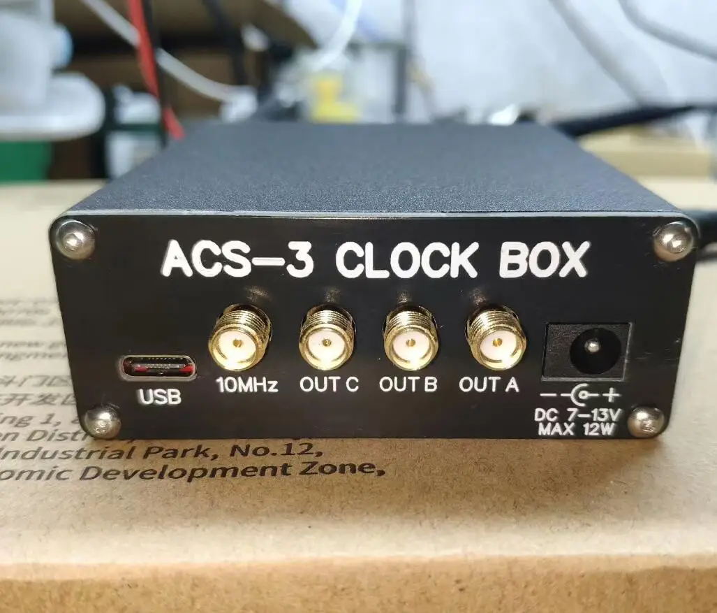 ACS-3 High Stability Low Phase Noise Clock Box Adjustable Clock Frequency Reference Box  1CH Sinewave  3Ch Square wave