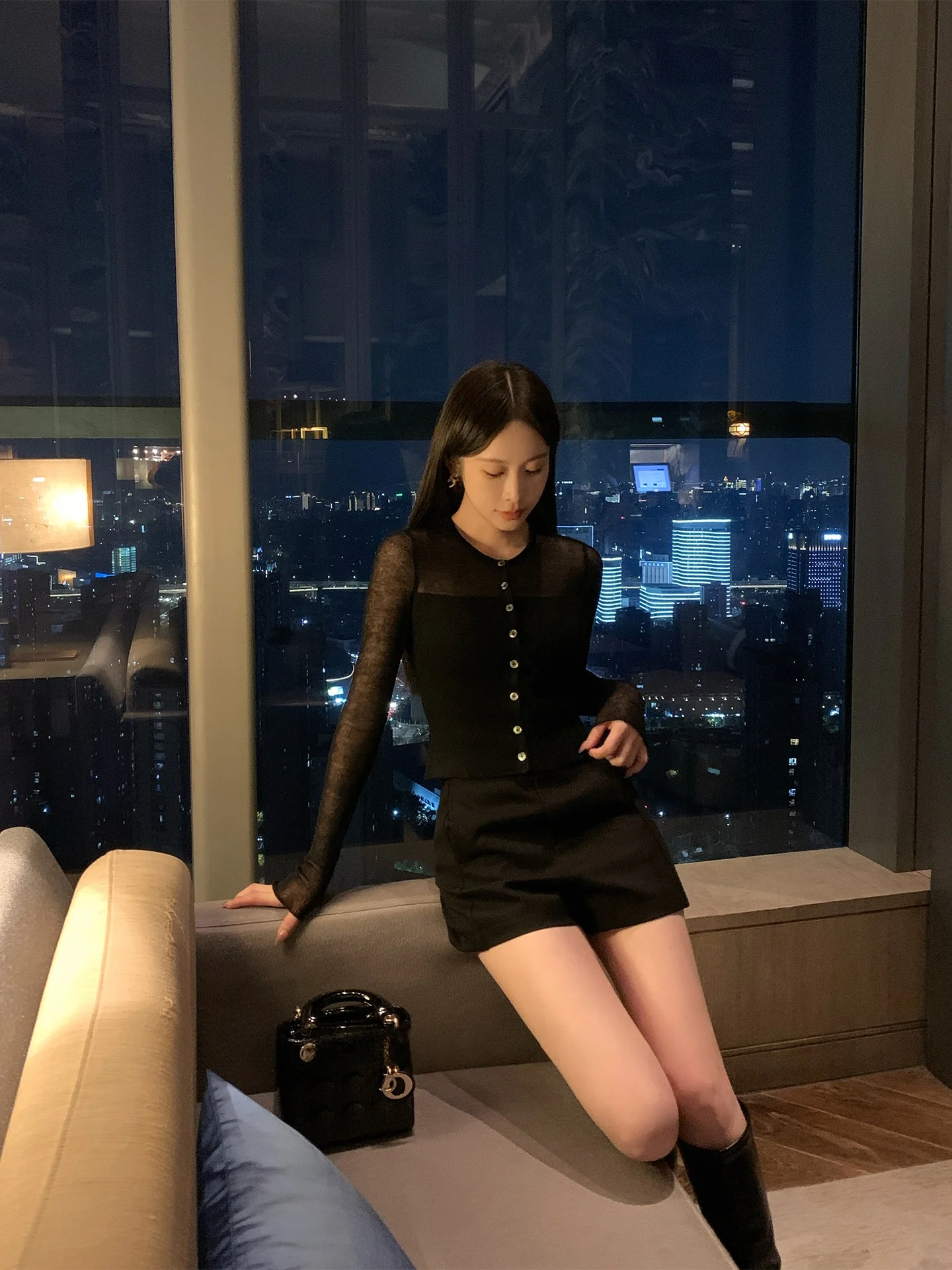 

Slim Fit round Ne Knitted Wool Sweater Women's Inner Wear Spring Design Hollow out Bla Knitwear ort Length Cardigan