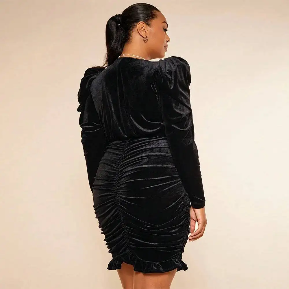 

Size Women's Black Large Dress with French Temperament, Slim Fit, Sexy, Hip Hugging, Long Sleeved Velvet Dress Casual Y2k