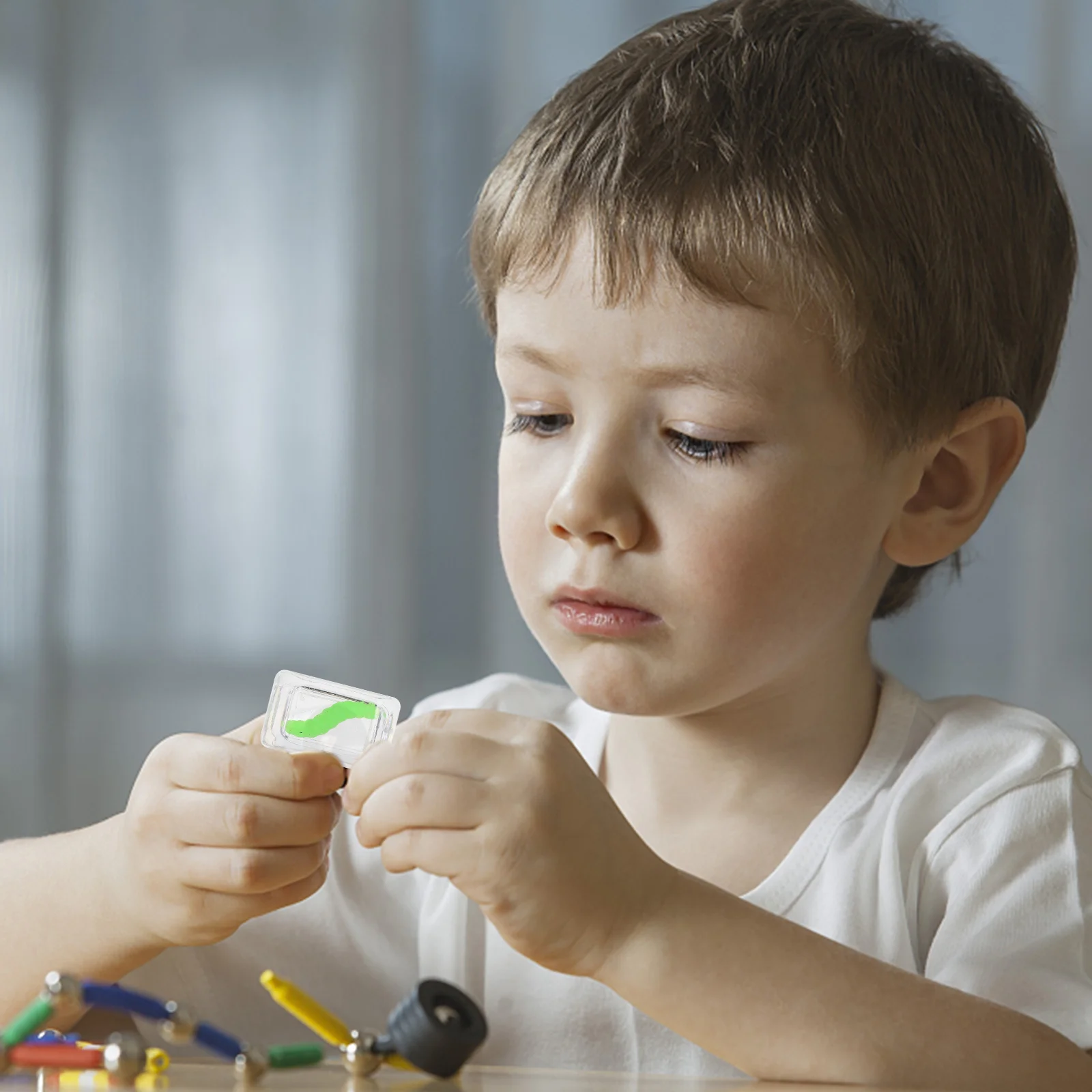 6-częściowa sztuczna kostka lodu Bug Realistyczne kostki Zabawki dla dzieci w gąsienicy Wielokrotnego użytku Prank Fałszywy plastik z owady Symulowane błędy