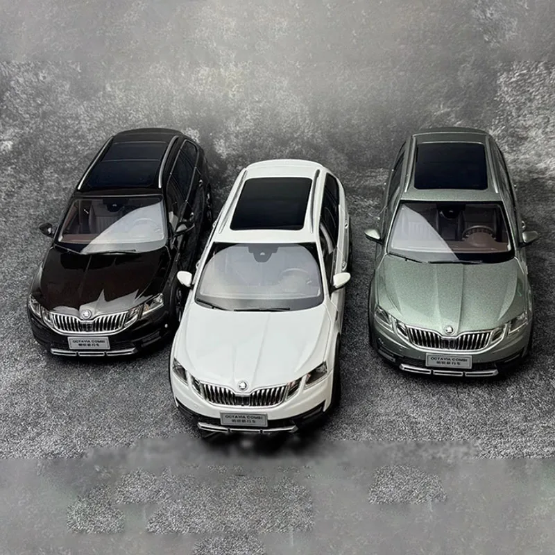 

Оригинальный литой под давлением масштаб 1:18 Skoda Octavia Wagon SUV, модель автомобиля из сплава, орнамент, сувенир, коллекция, подарок для хобби
