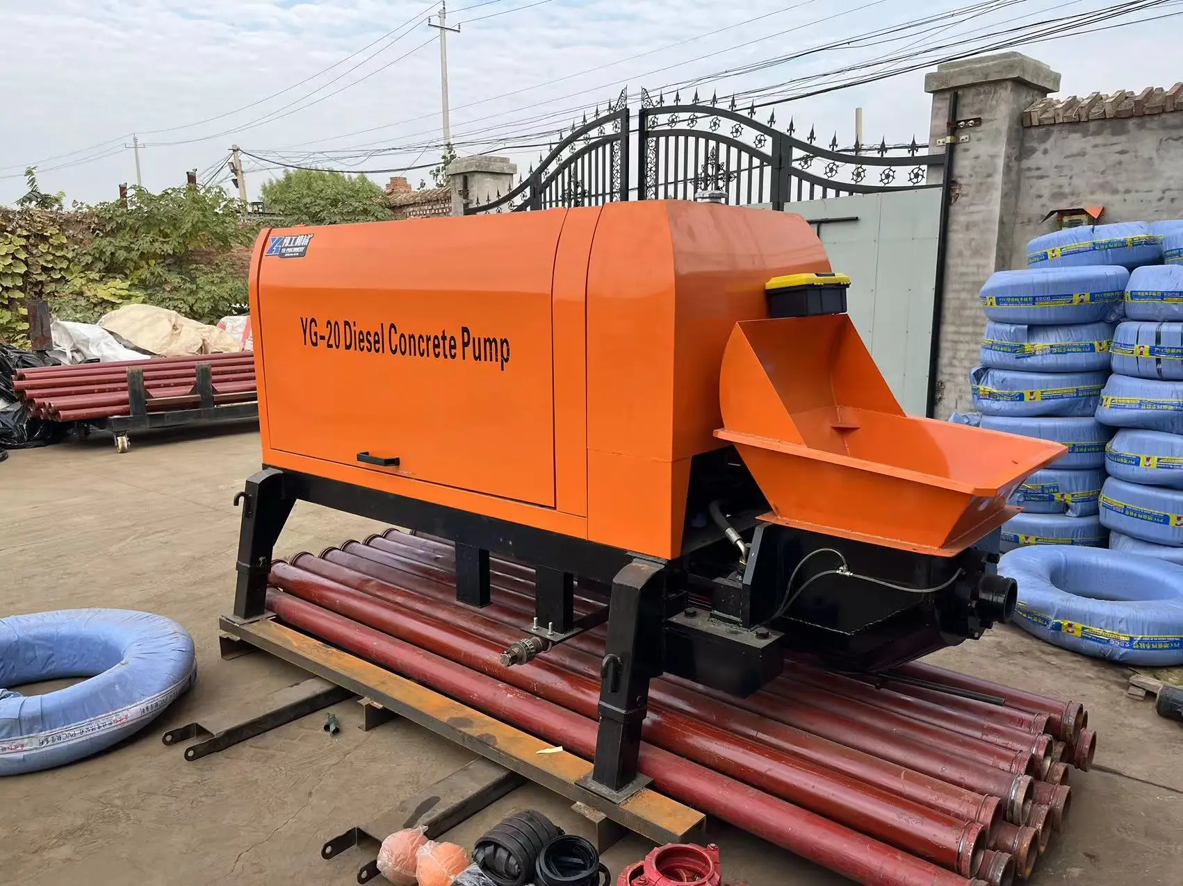 Mini Truck Diesel Small Concrete Pump Trailer Portable Concrete Pump Machine with Mixer
