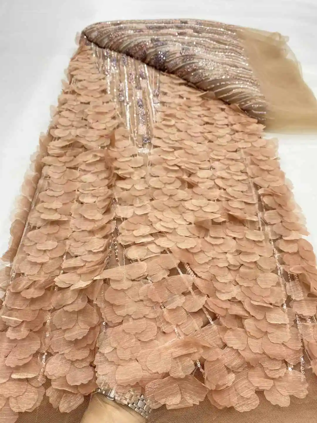 Luxury Handmade Big Flower Design Nigerian Lace Fabrics African Tulle Net Lace Luxury Bead Tube Fabrics For Wedding 5 Yards Sew