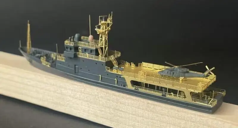 GOUZAO MDW-076 1/700 Scale China Maritime Safety Administration 60m Type A/B Patrolships Resin Kit