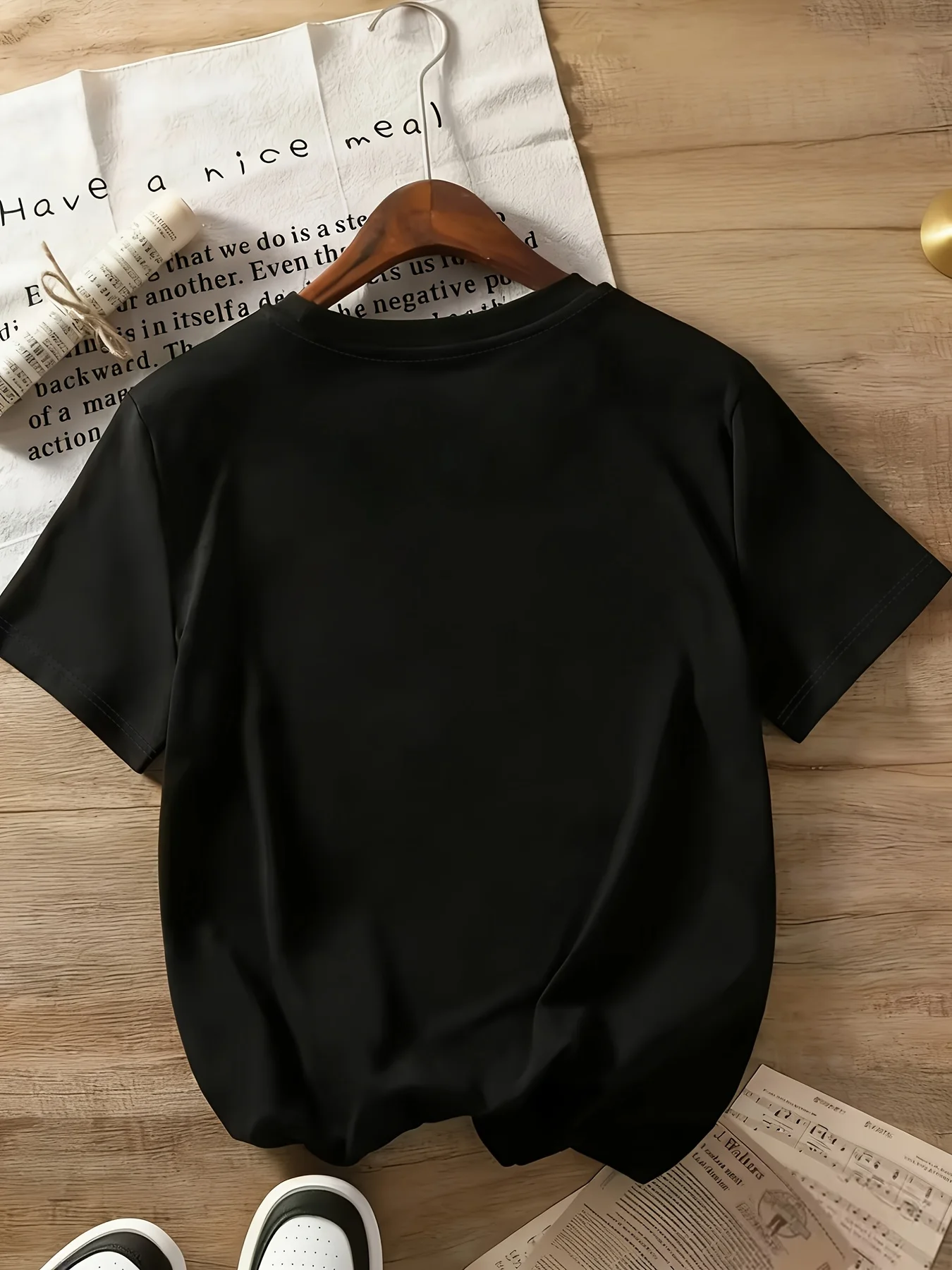 2026 Fashionable New Round Neck Design Women, Retro Trendy Cool Style 90Z THANGZ Portrait Printing, Daily Versatile and Comfortable Short-sleeved T-shirt