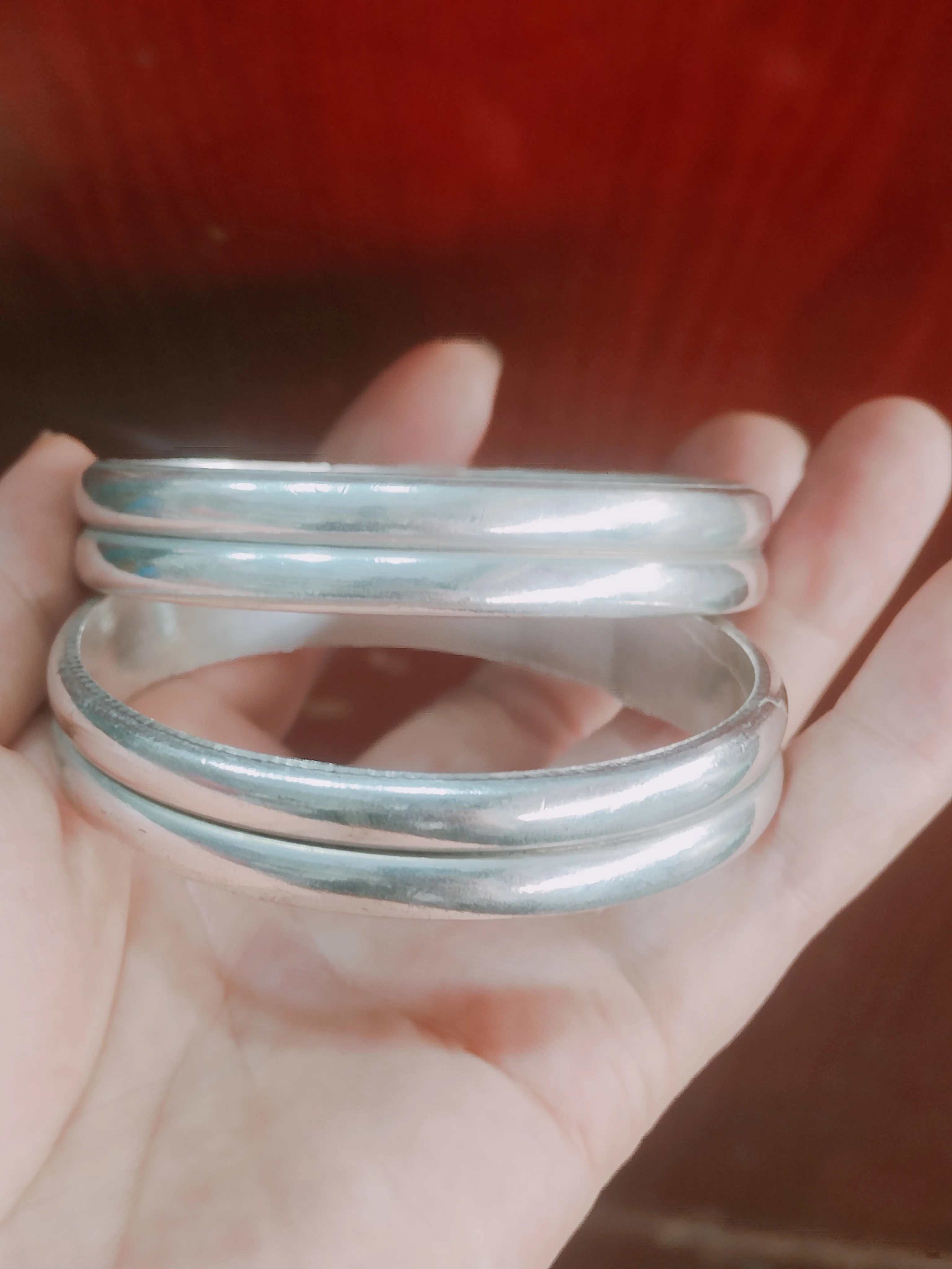 China national wind Tibetan silver and Shuang Fu bracelet pair.