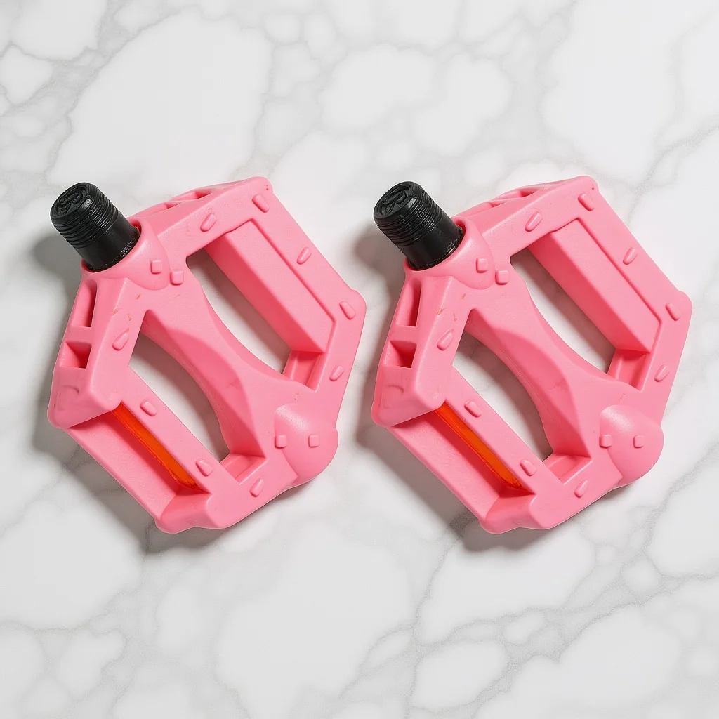 

1 Pair Bike Pedals Plastic Iron Non-Slip Grooves Replacement Bicycle Pedals For Mountain Bikes Cycling Flat Pedal