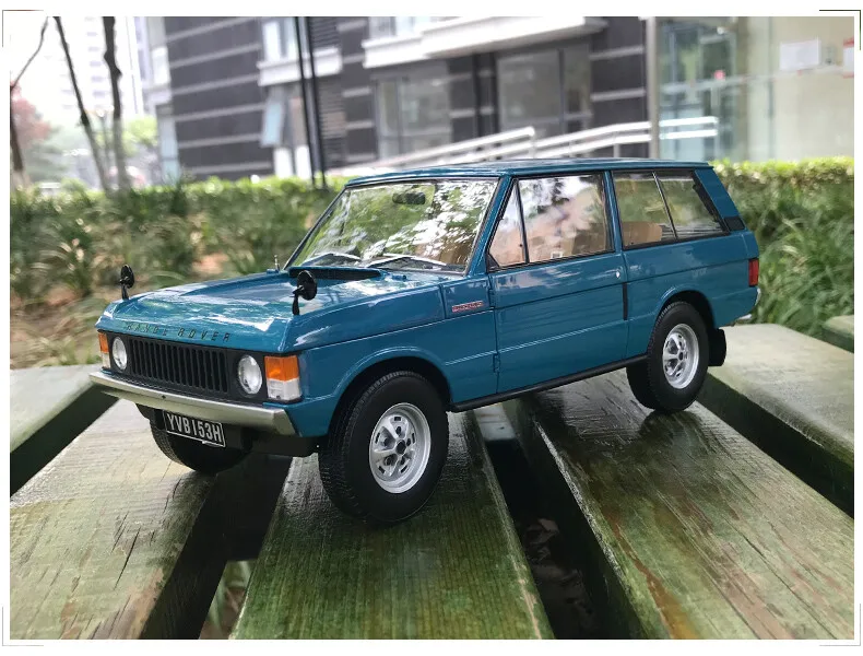 Almost Real 1:18 Land Rover Range Rover 1970 Early 1st Diecast Model Car Blue
