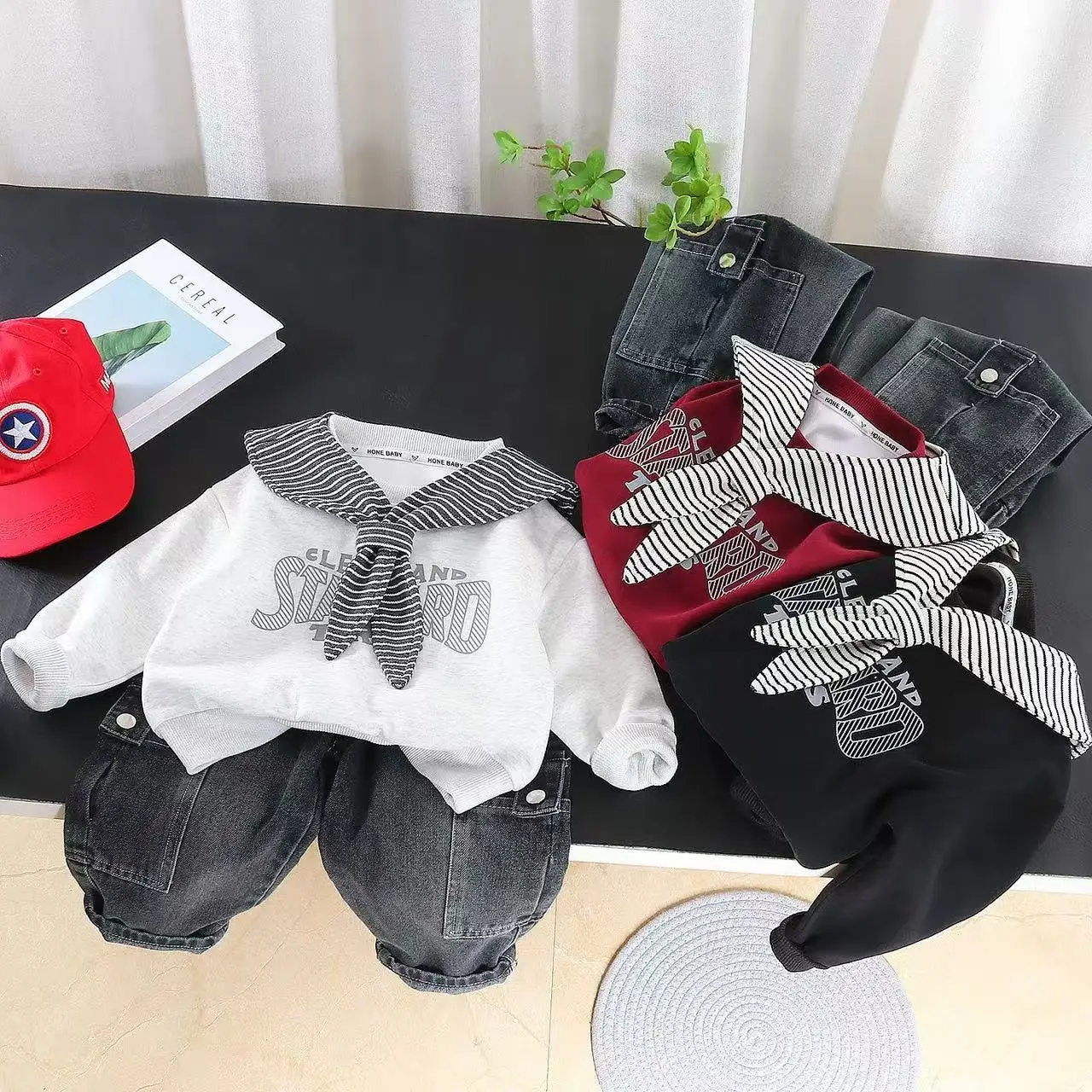 

Boys' Spring and Autumn Set 2026 New Children's Casual Round Neck Long Sleeve Hoodie+Jeans Two Piece Set 80-120CM