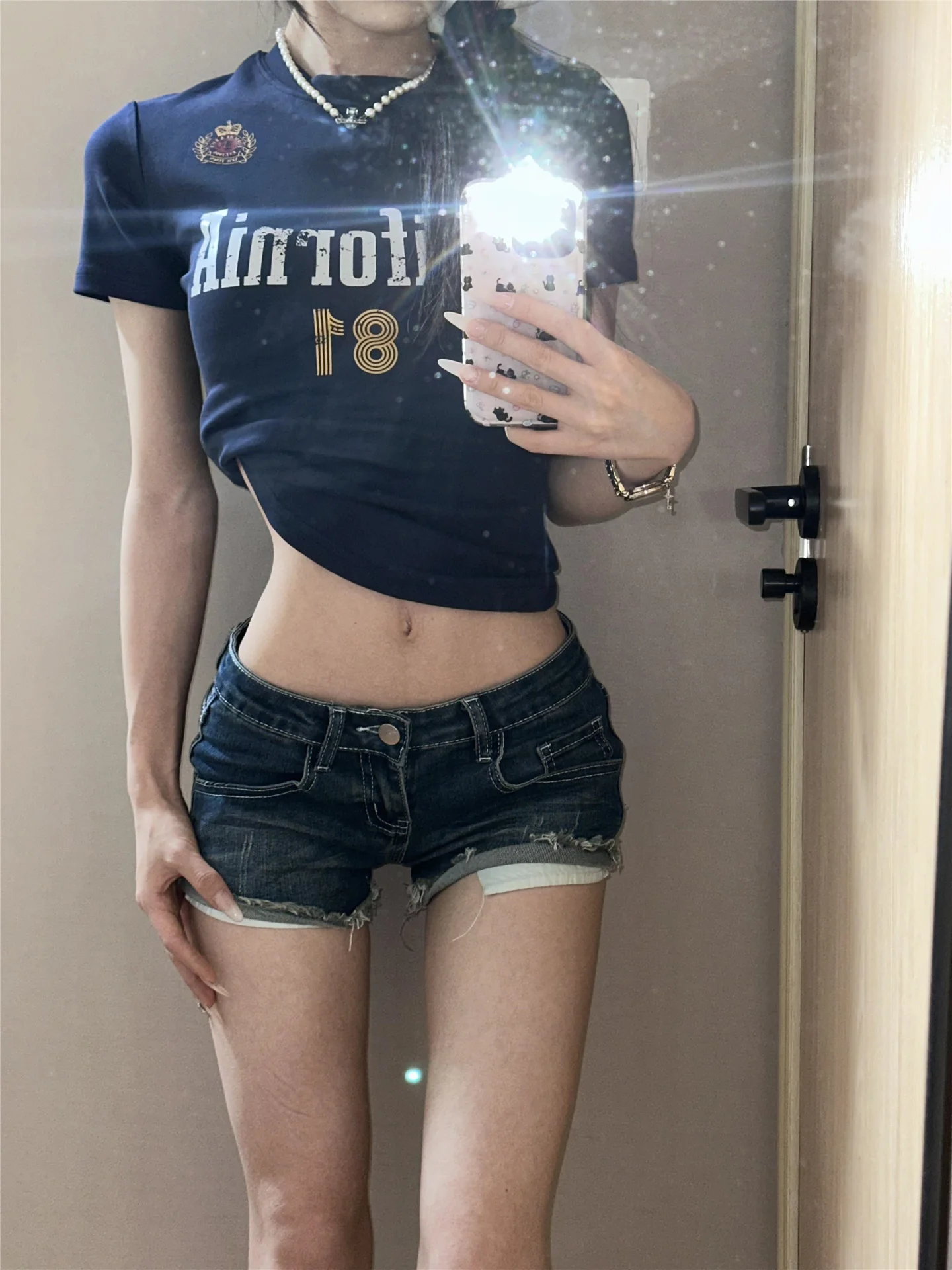 

American Vintage Low Waist Denim Super Short Pants Women Summer Slimming Hot Pants Sexy Girl Style Cotton Blend Zipper Fly
