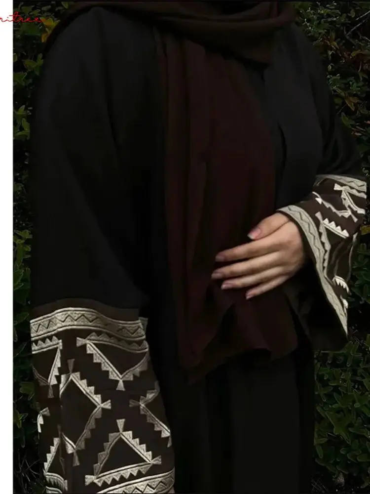 Fashion Embroidery Kimono Oversized Muslim Robe abaya syari female full length Loose Muslim abaya Worship Service abayas wy1995