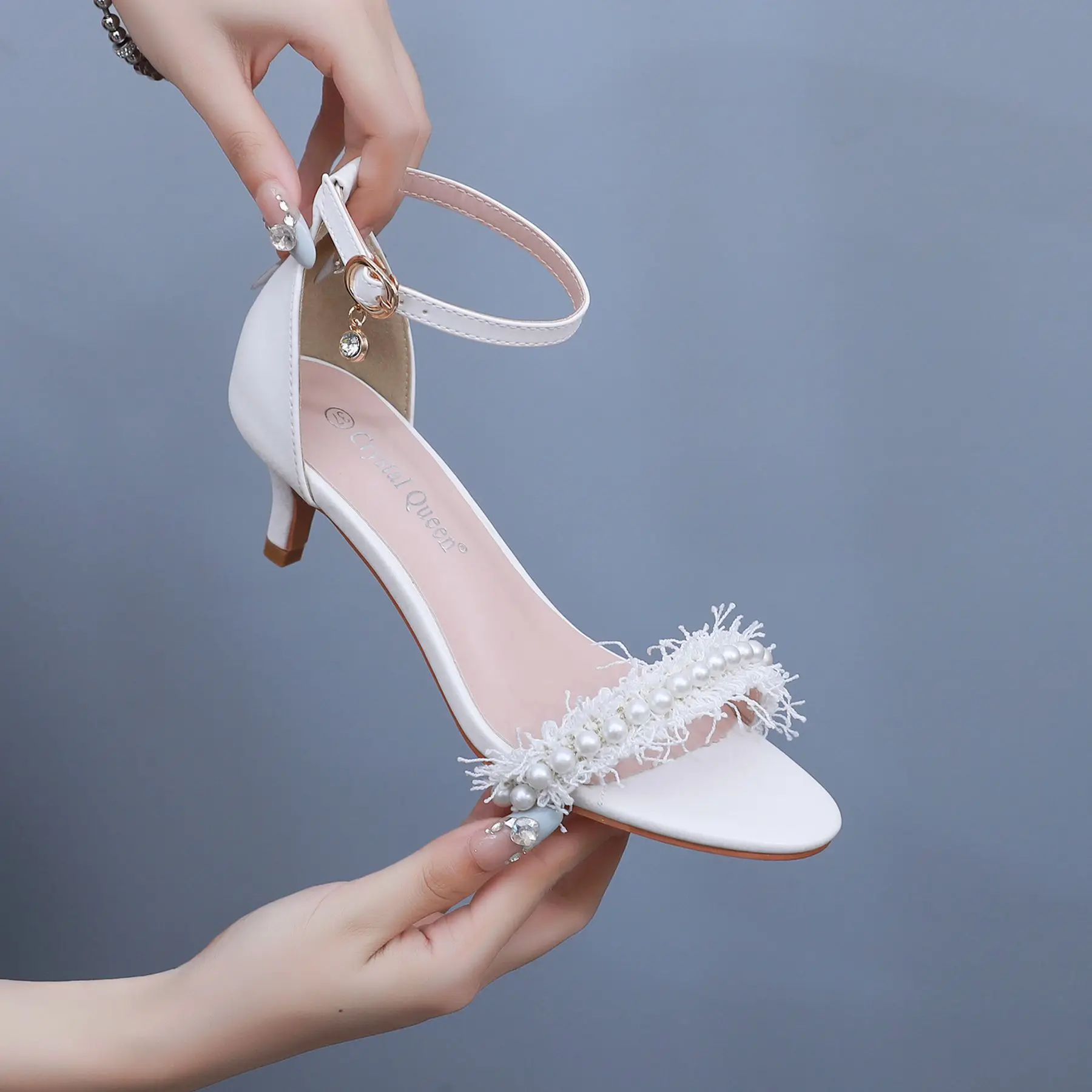 Crystal Queen Fashion Women Sandals 5CM High Heels White Pearl Lace Sexy Pumps Wedding Shoes Lady Dress Stiletto