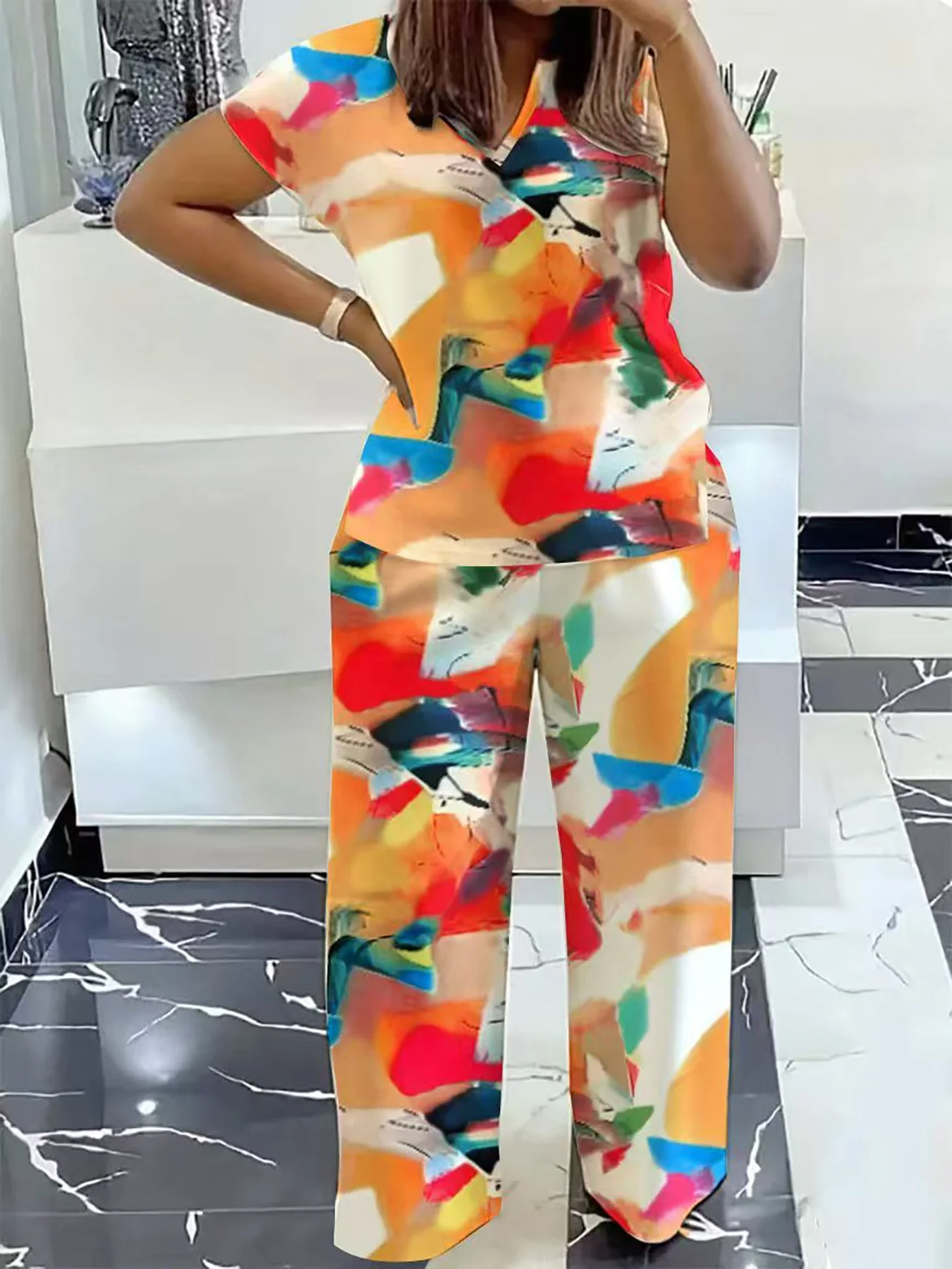 

Плюс - Набор художественных граффити размера! Цвет - брызговик, супер стильный